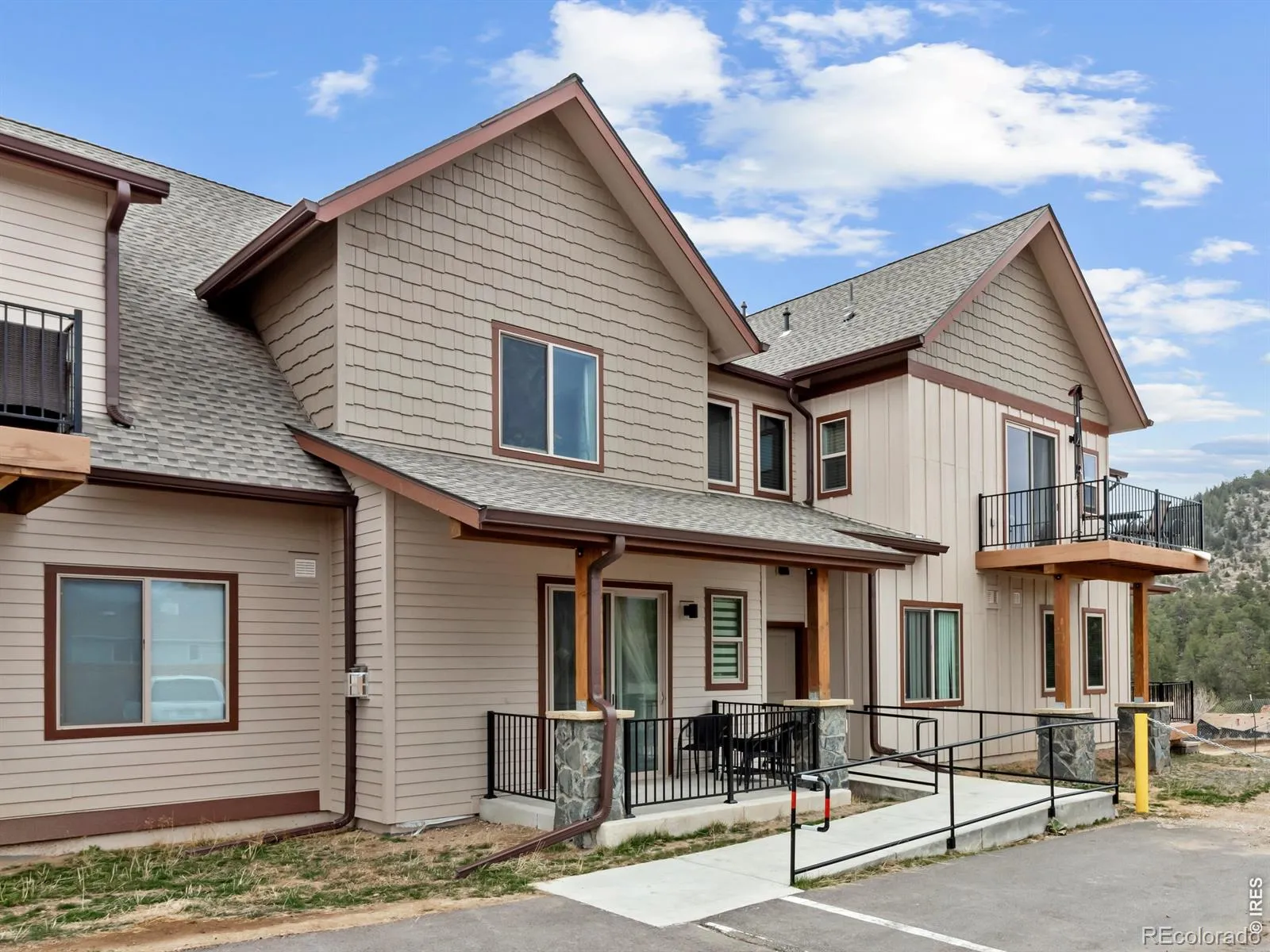 Meadows At Wildfire Condos 1st Supp