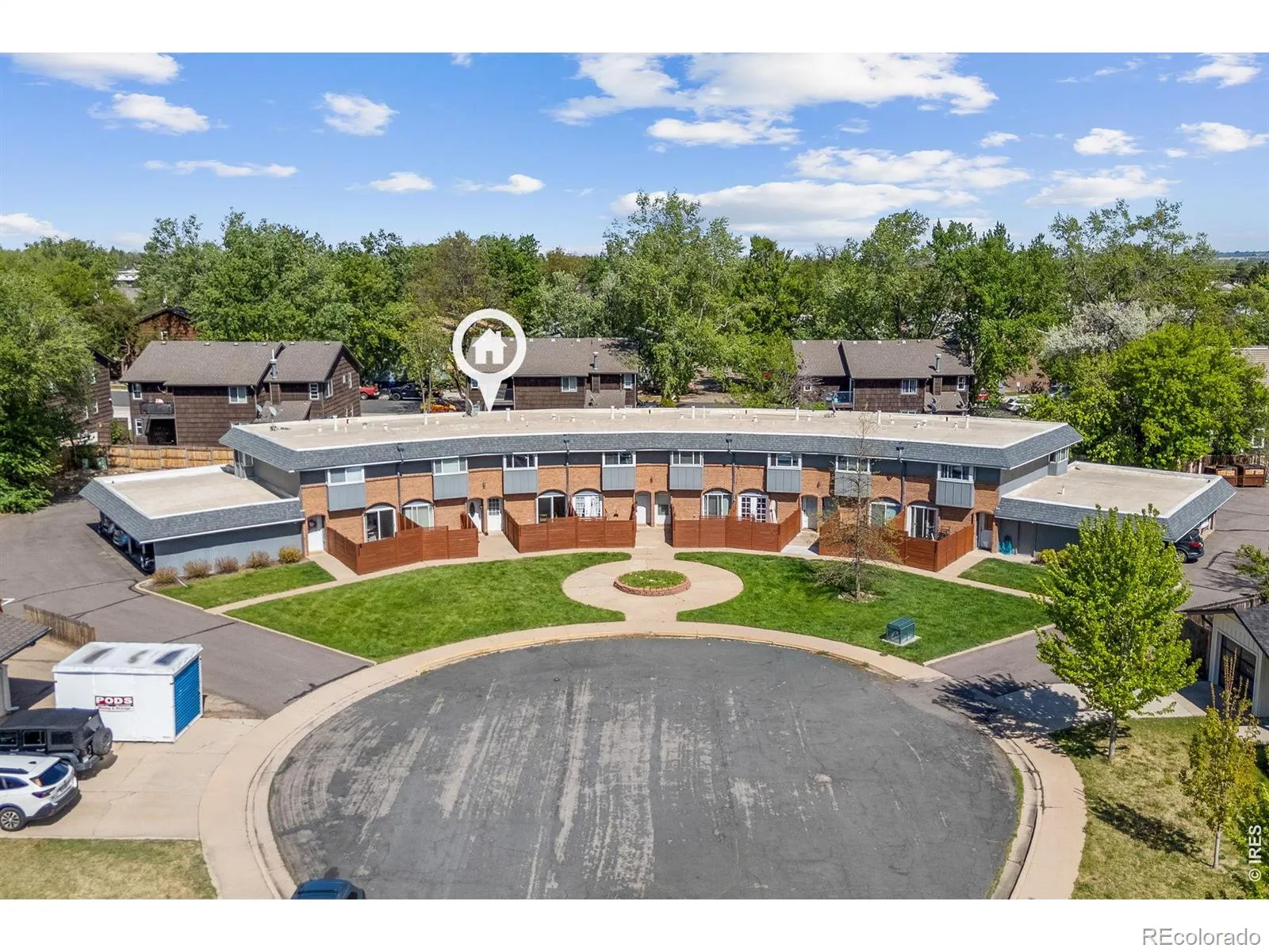 Glen Cove Condos