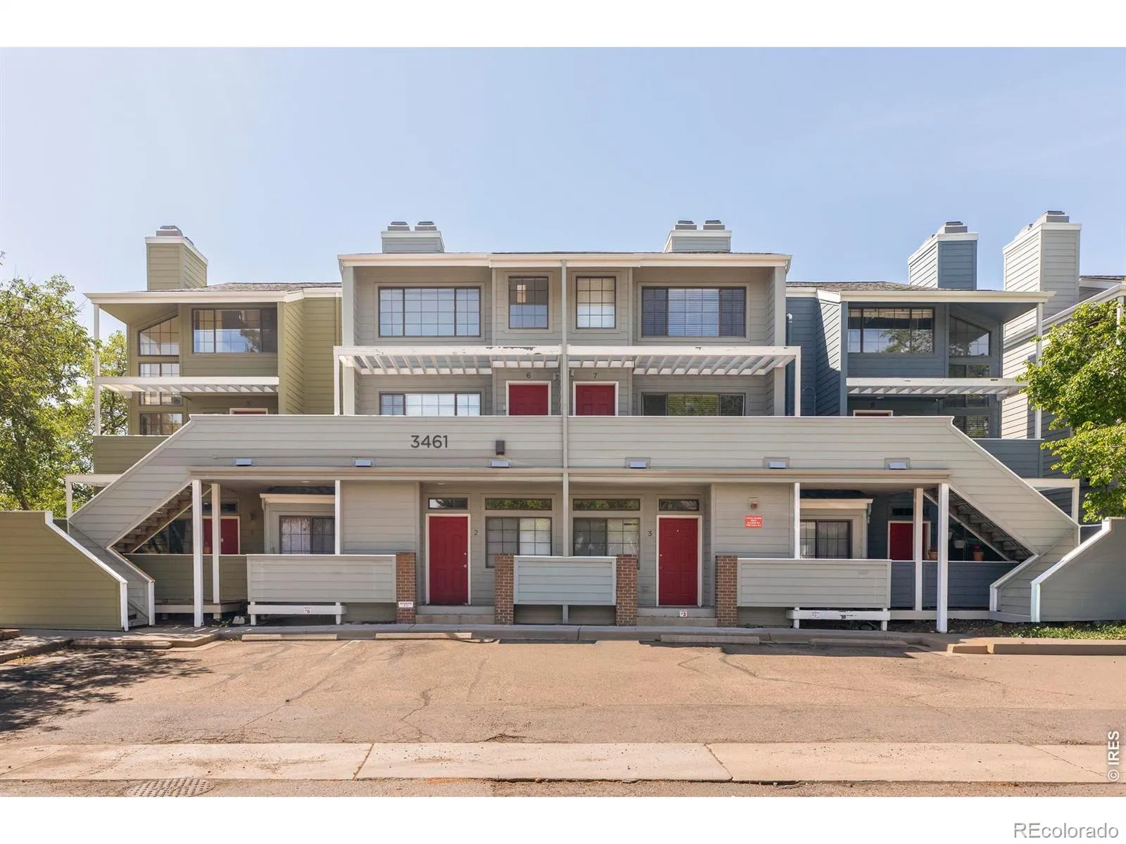 Valencia Place Condos