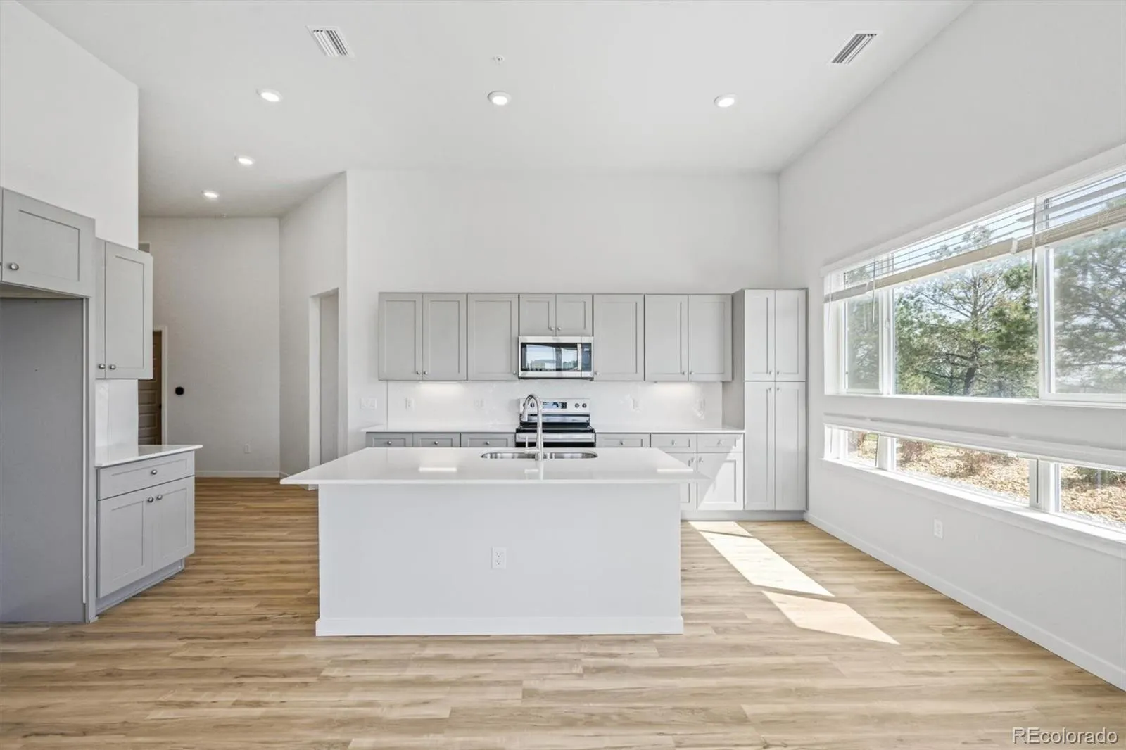Grand Vue Condos