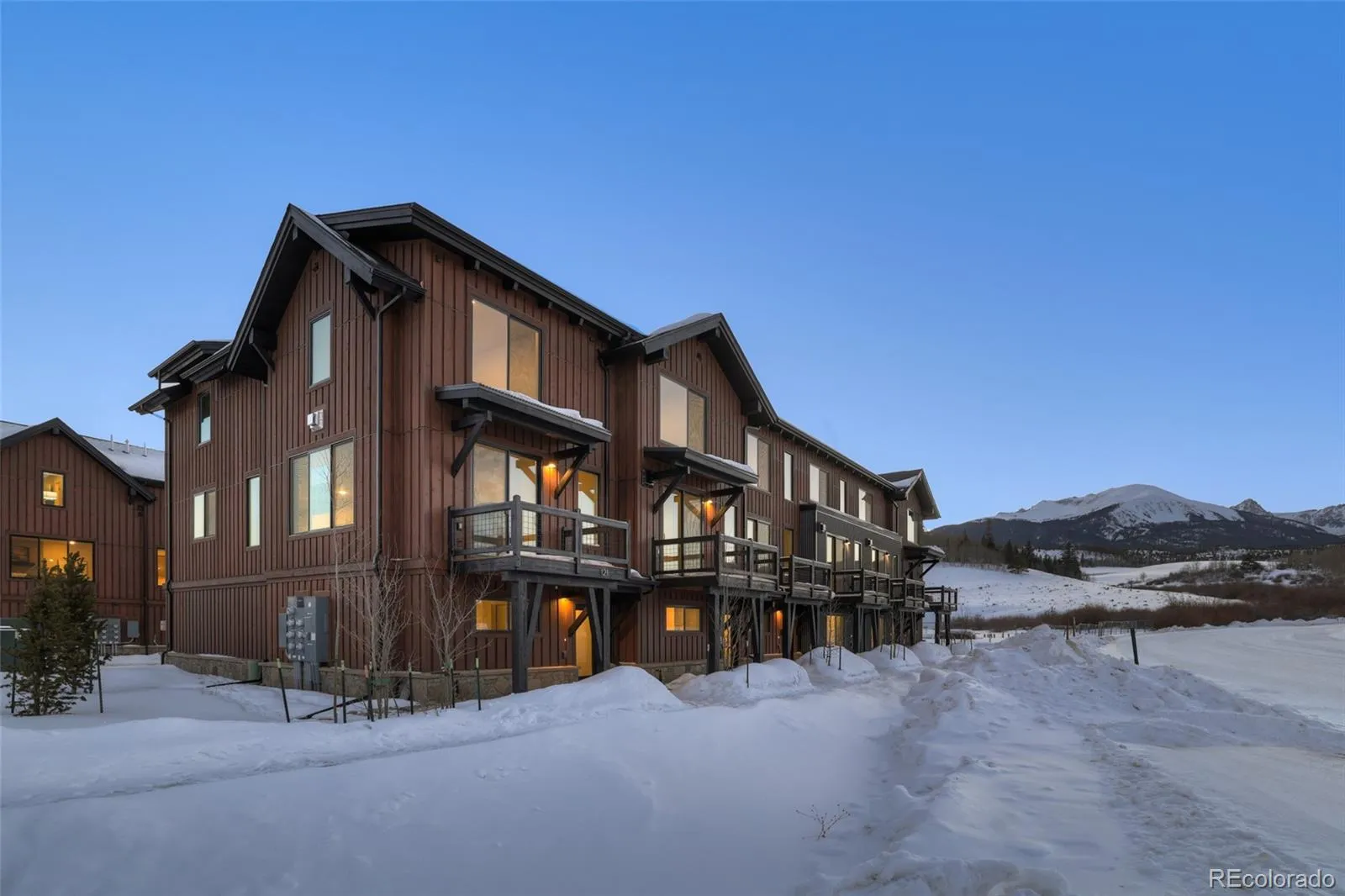 Arrowleaf Townhomes