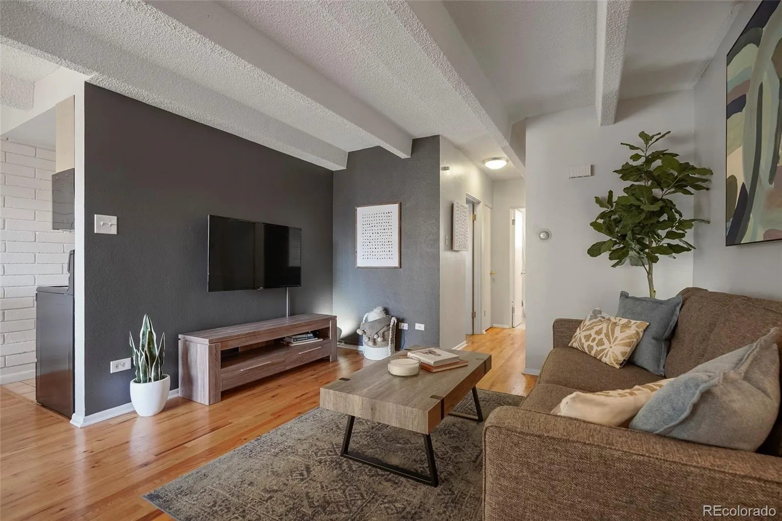 PEARL STREET CONDOS