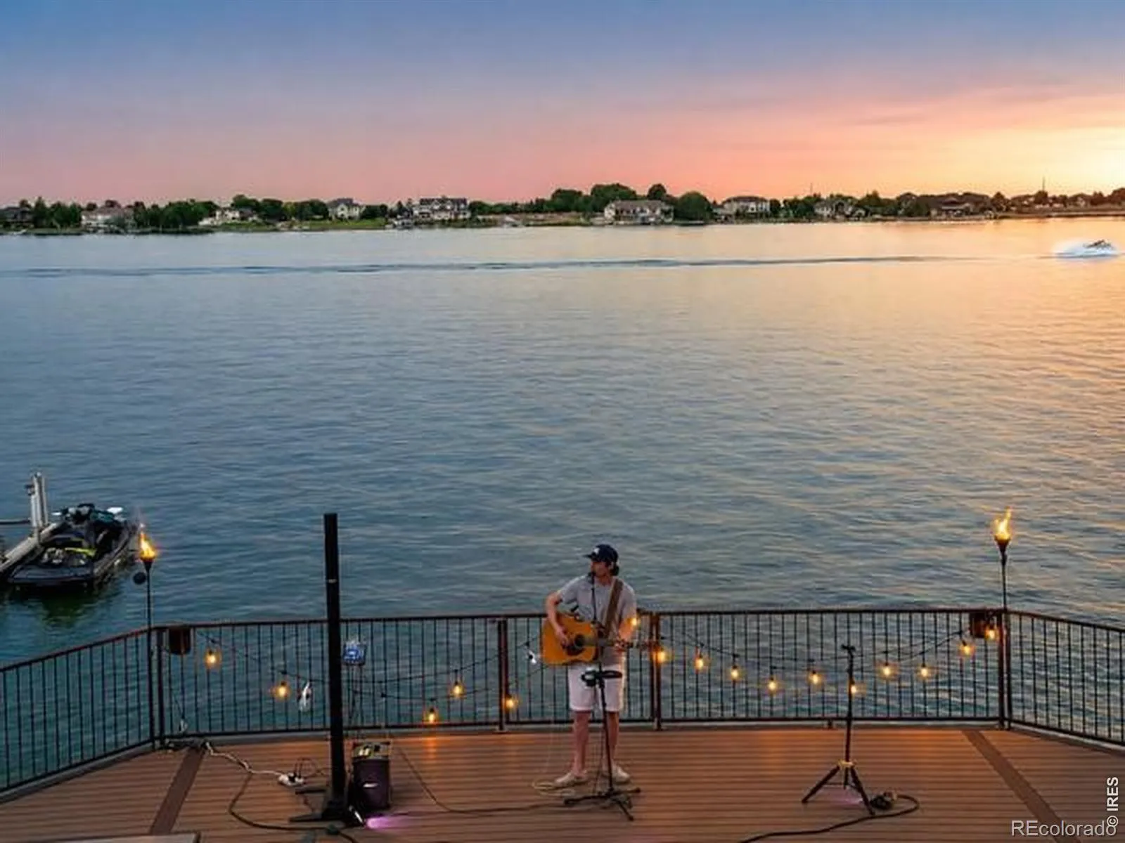 Centennial Shores Add