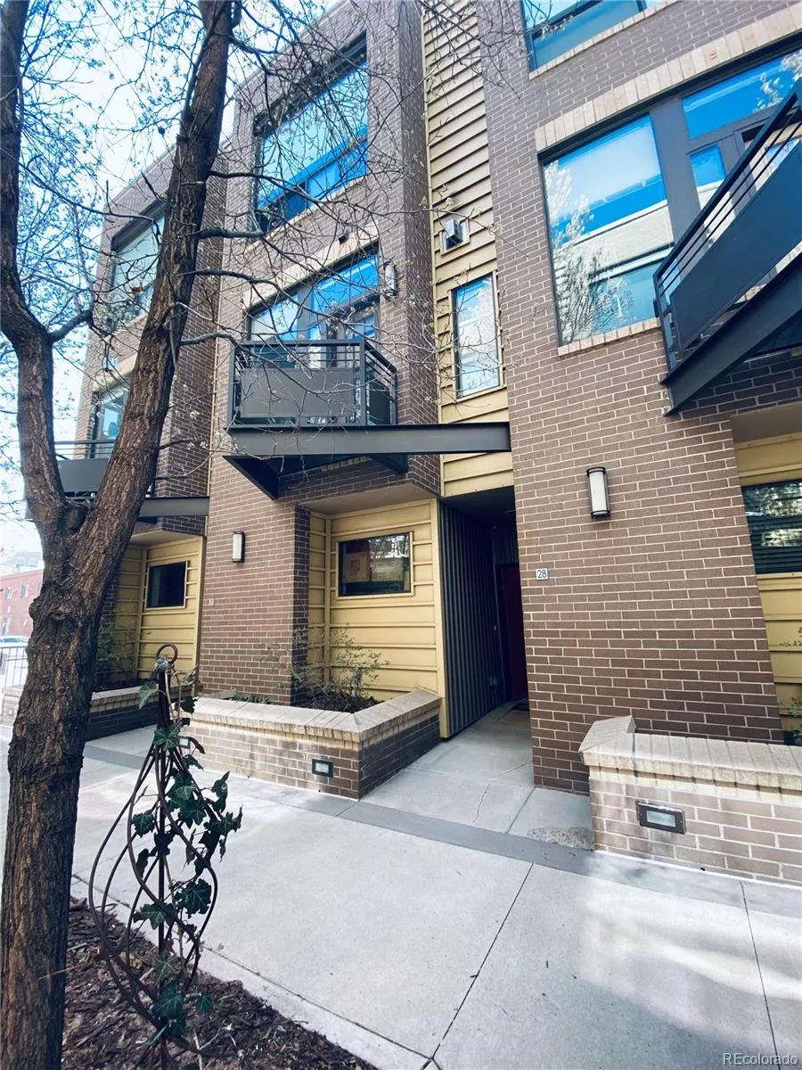 BROWNSTON TOWNHOMES