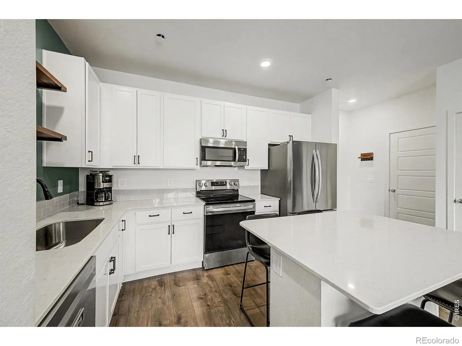 Mountain View West 3rd Rplt