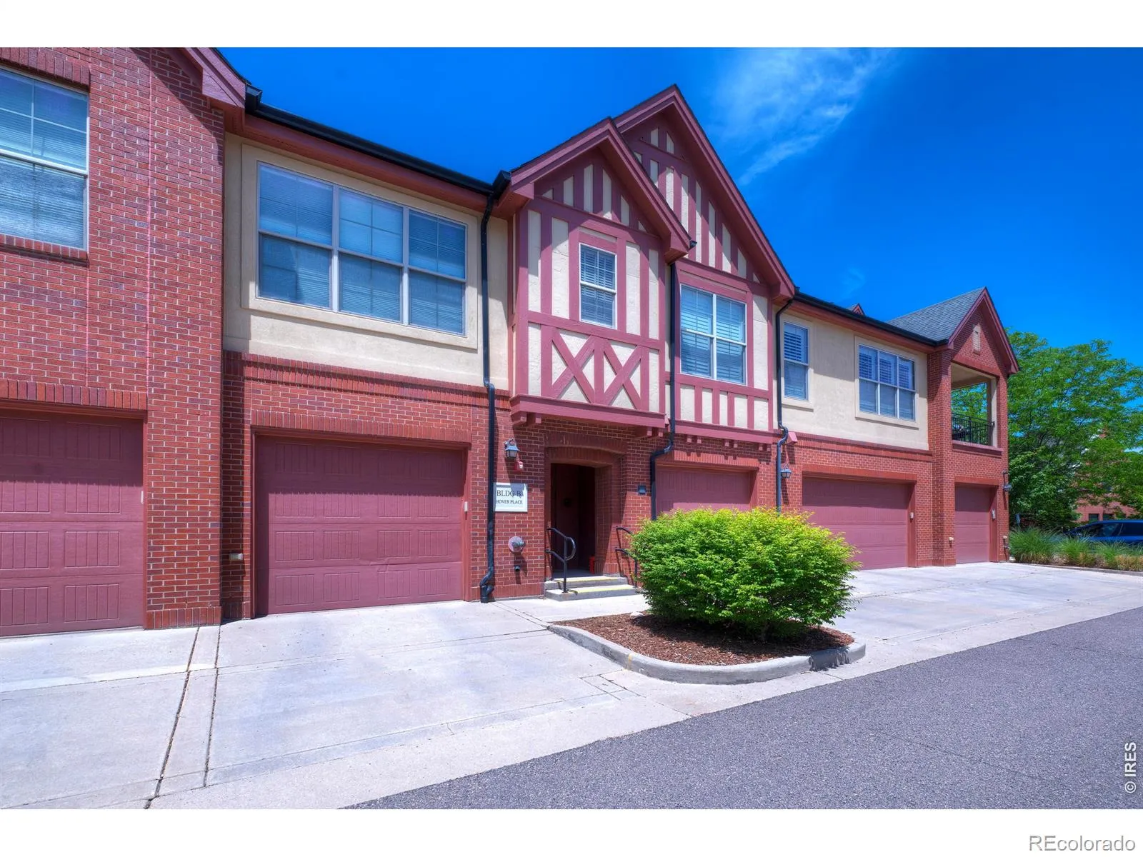 Hover Place Condo Ph 2