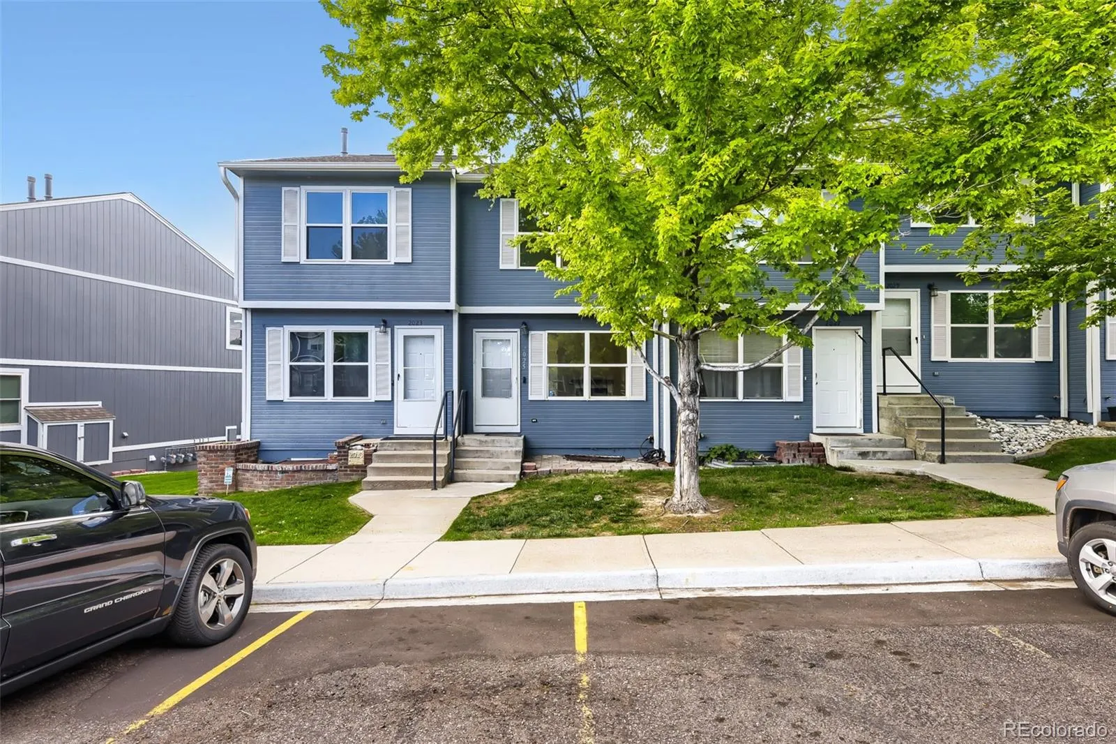 Oak Crest Condo