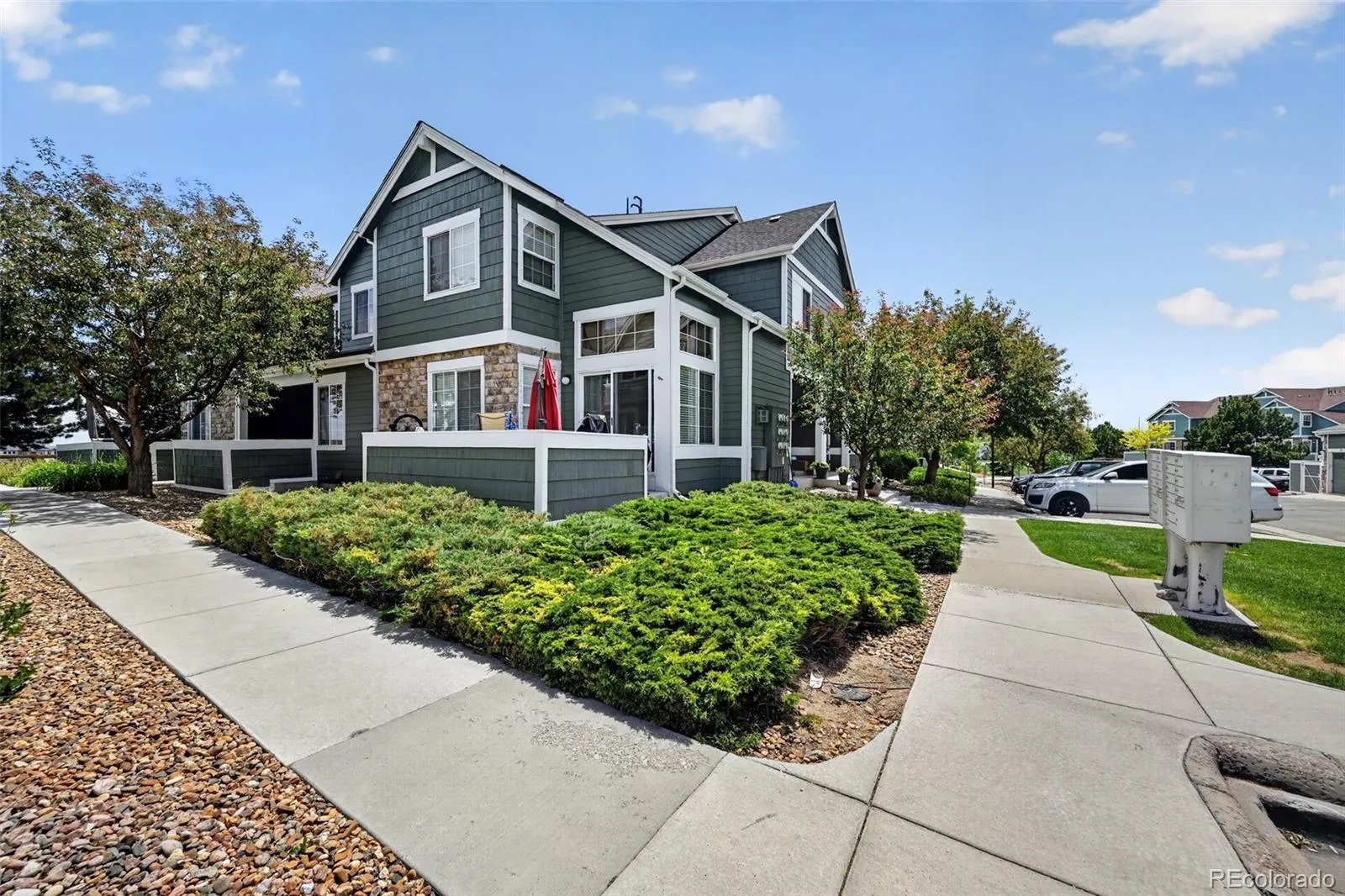 Cutters Ridge At Sapphire Pointe Condos