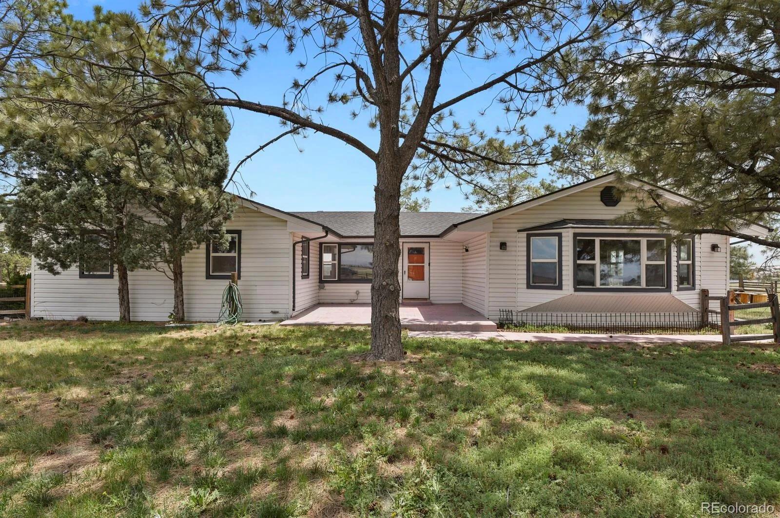 Grand View Estates