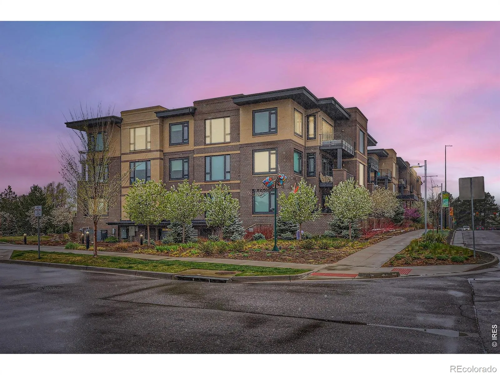 Met South Condos