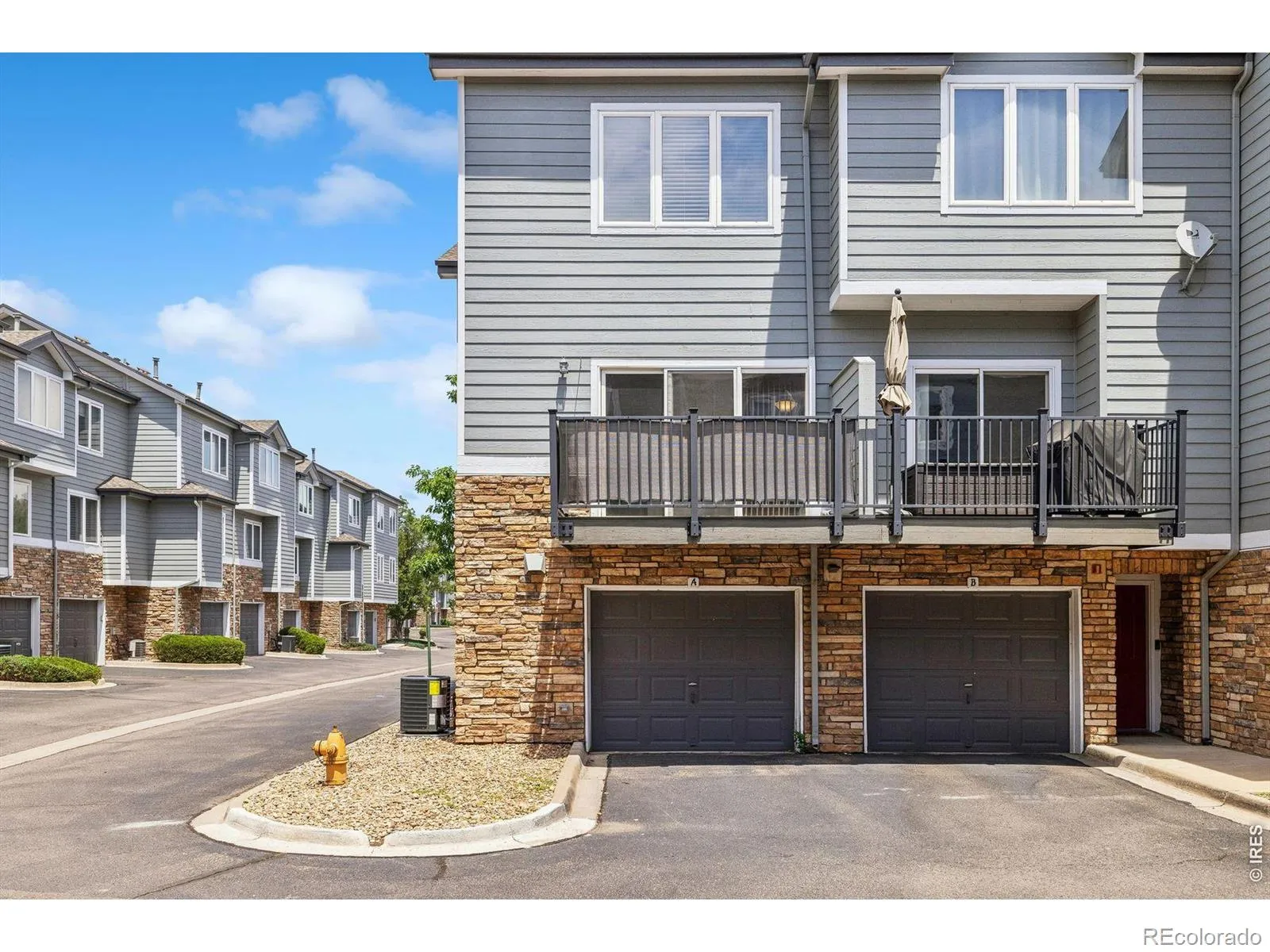 Canterbury At Riverwalk Condo Bldg 2761