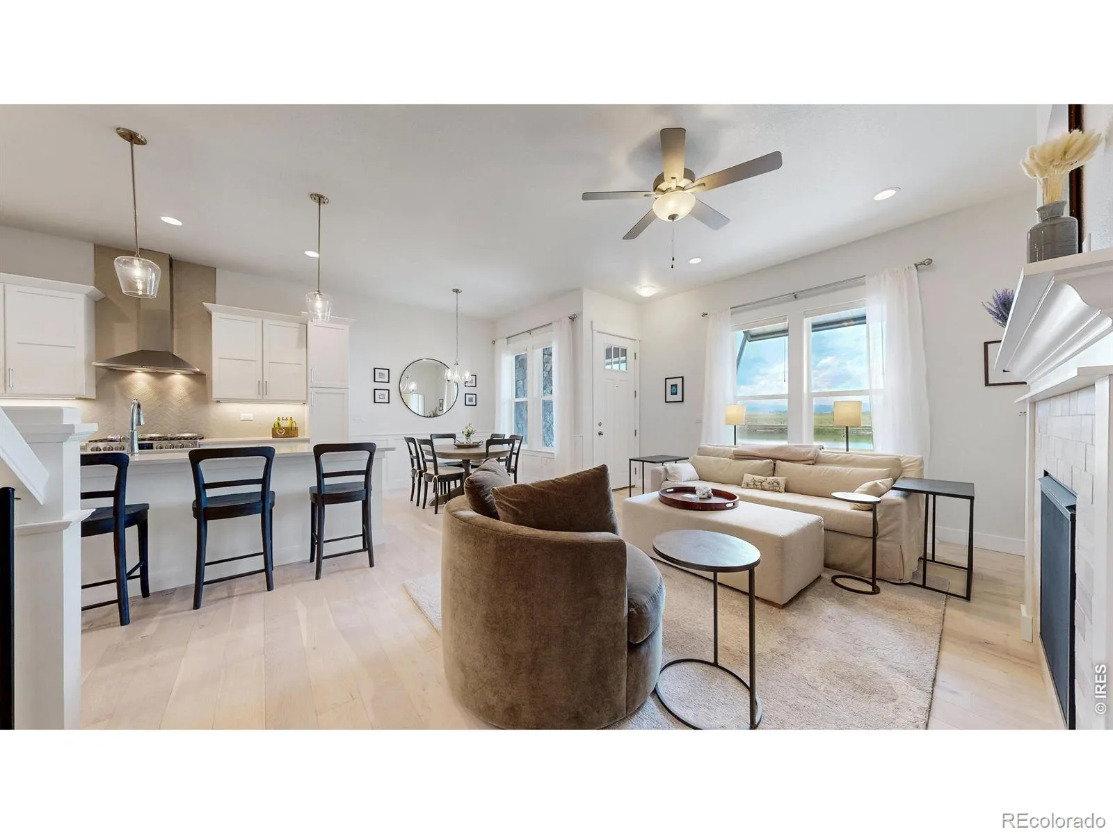 Highland Meadows Golf Course, Vernazza Townhomes
