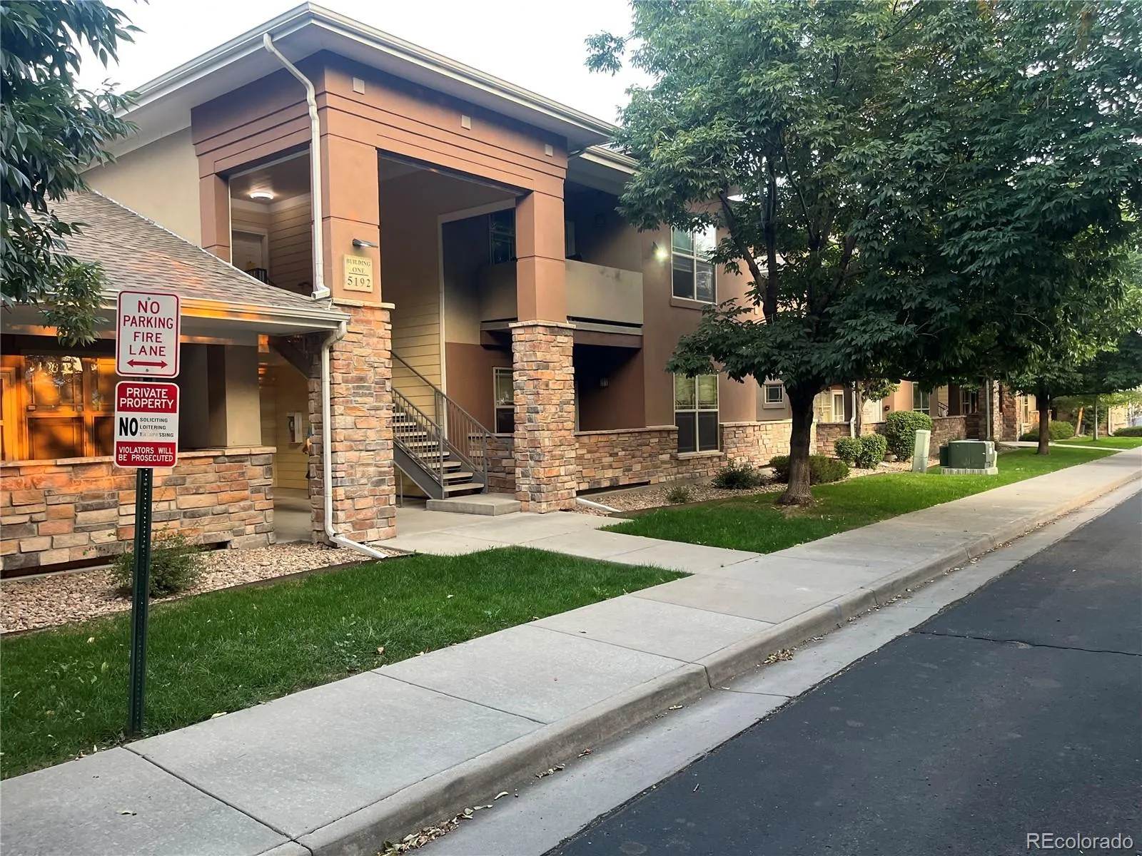 RESIDENCES AT OLDE TOWN SQUARE CONDOS PH 1