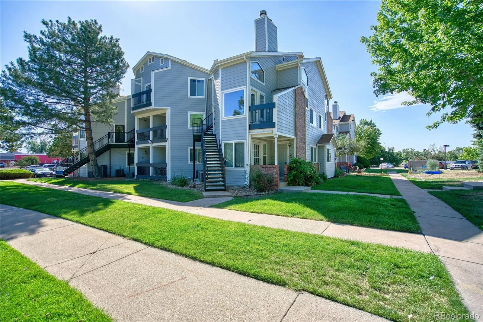 Arbor Pointe Condos Ph 2