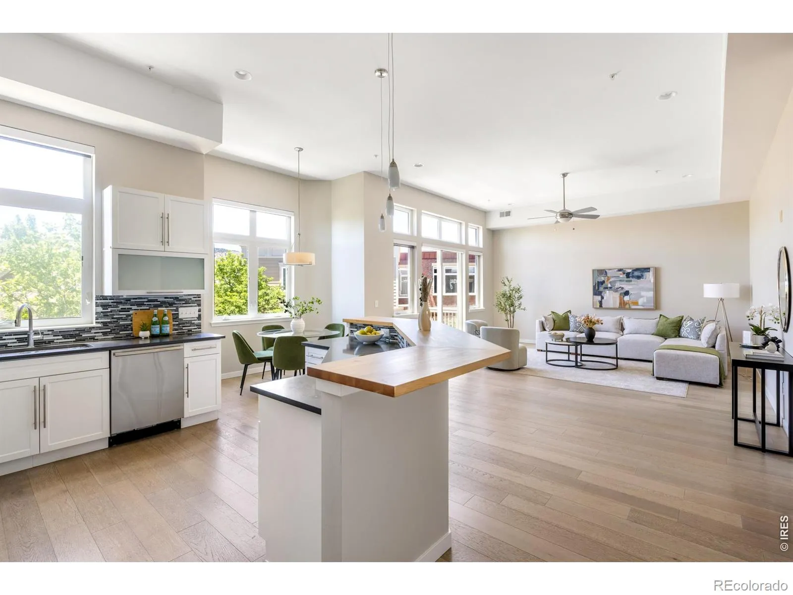 Greenstones Condos 1st Supp