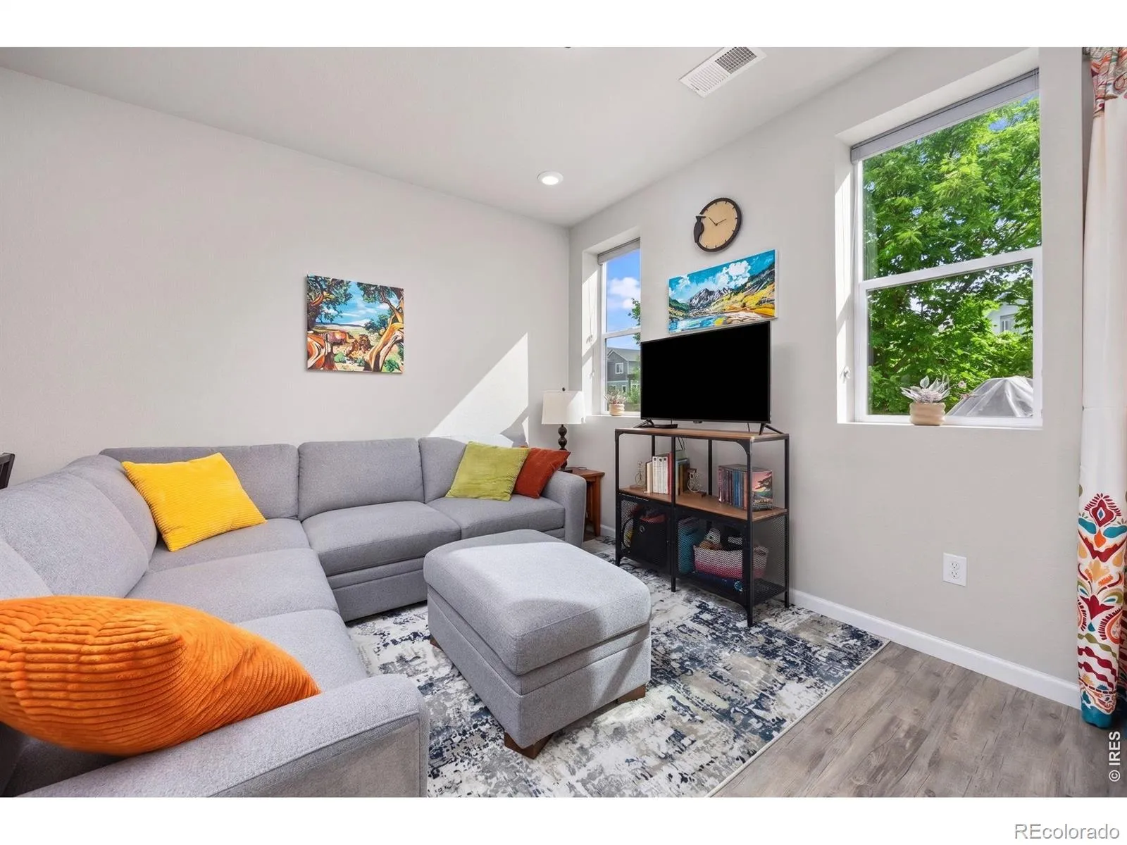 Oak Street Sub Flg 1