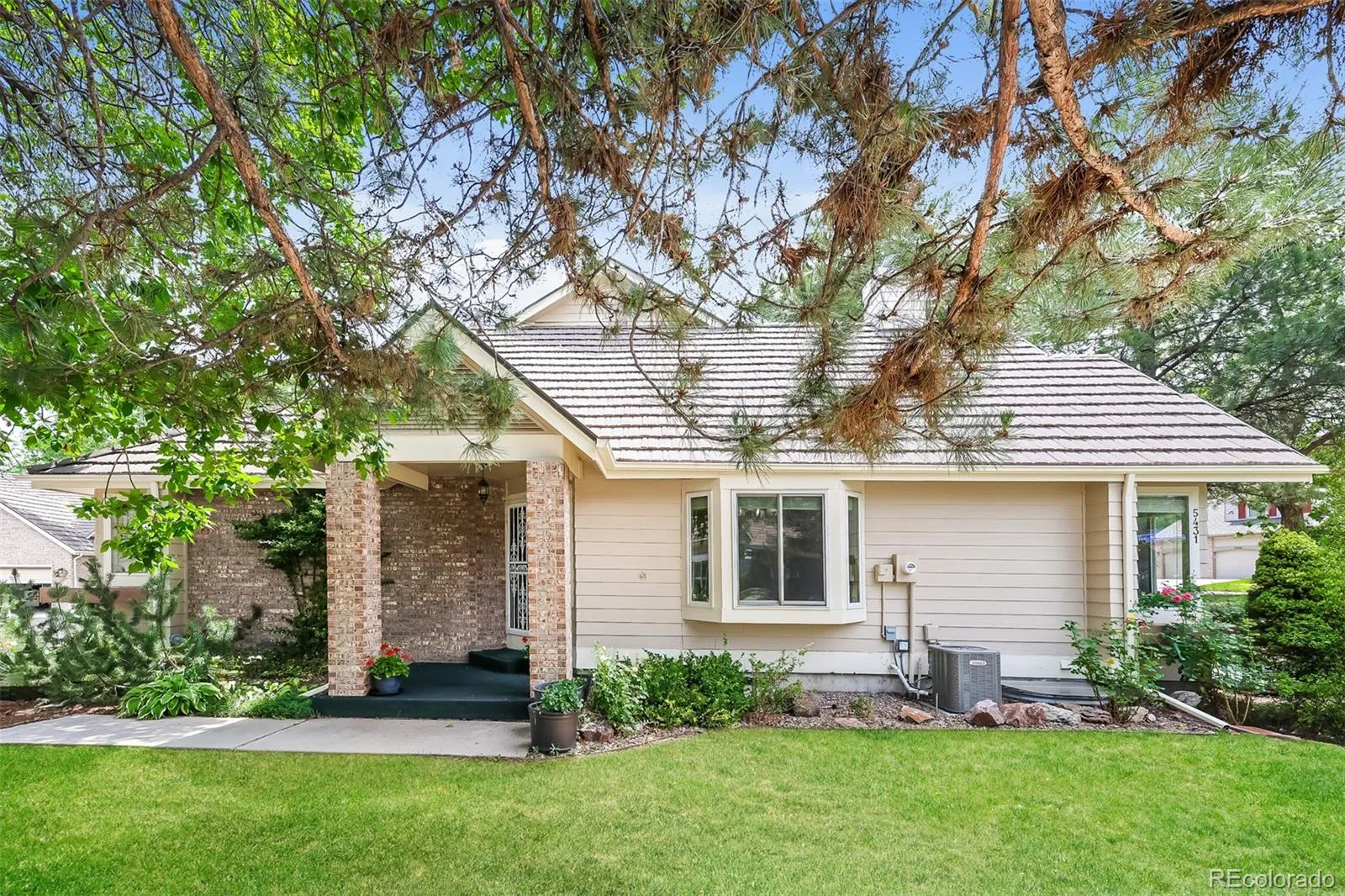 Lakewood Estates