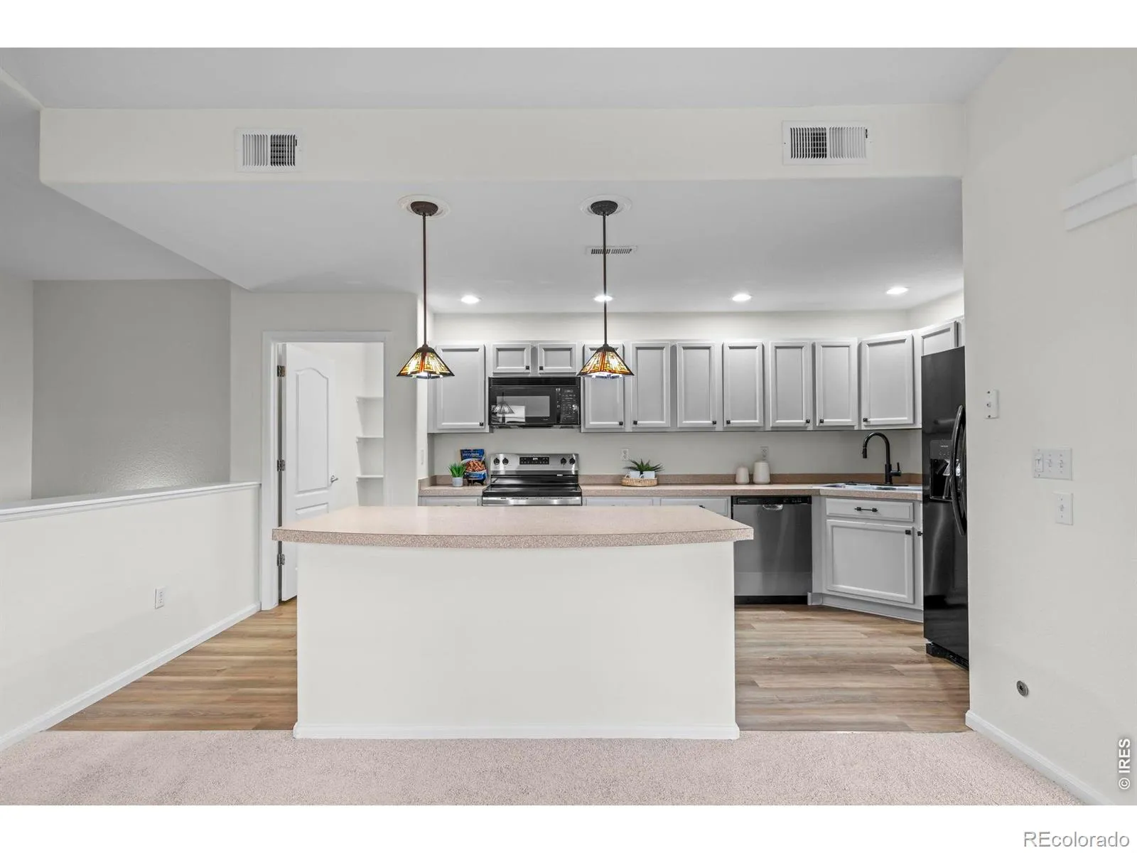 Sonoma Village-Ute Creek Condos Ph1 B2