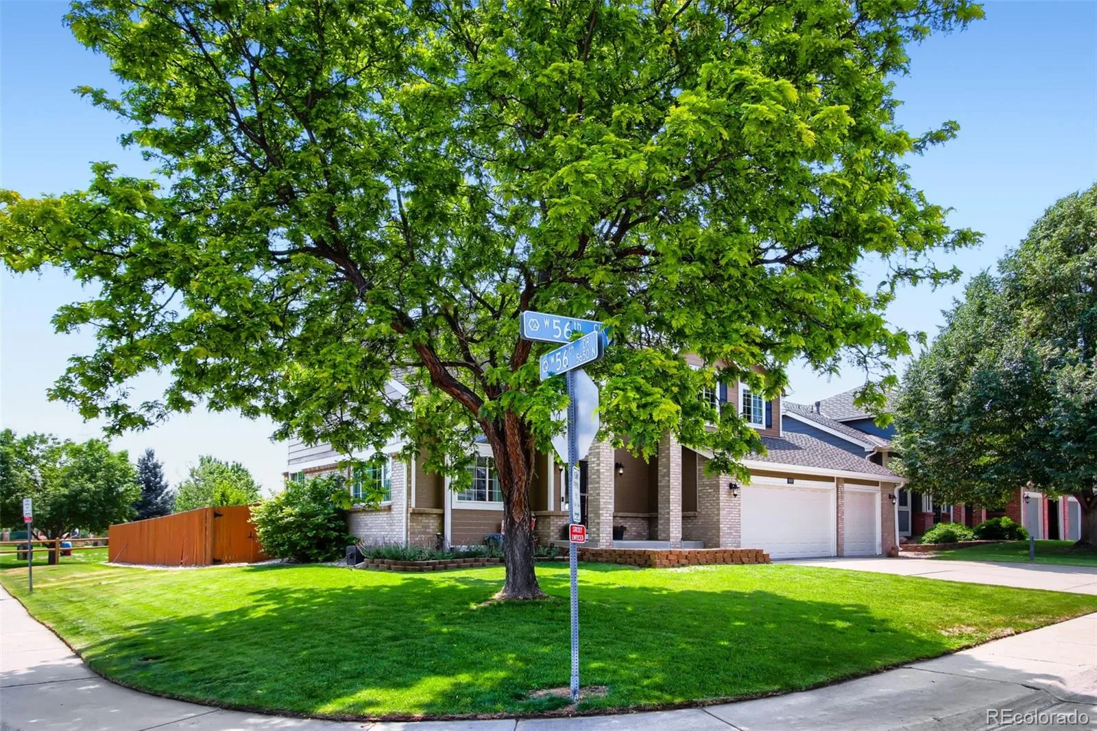 Rainbow Ridge, Skyline Estates