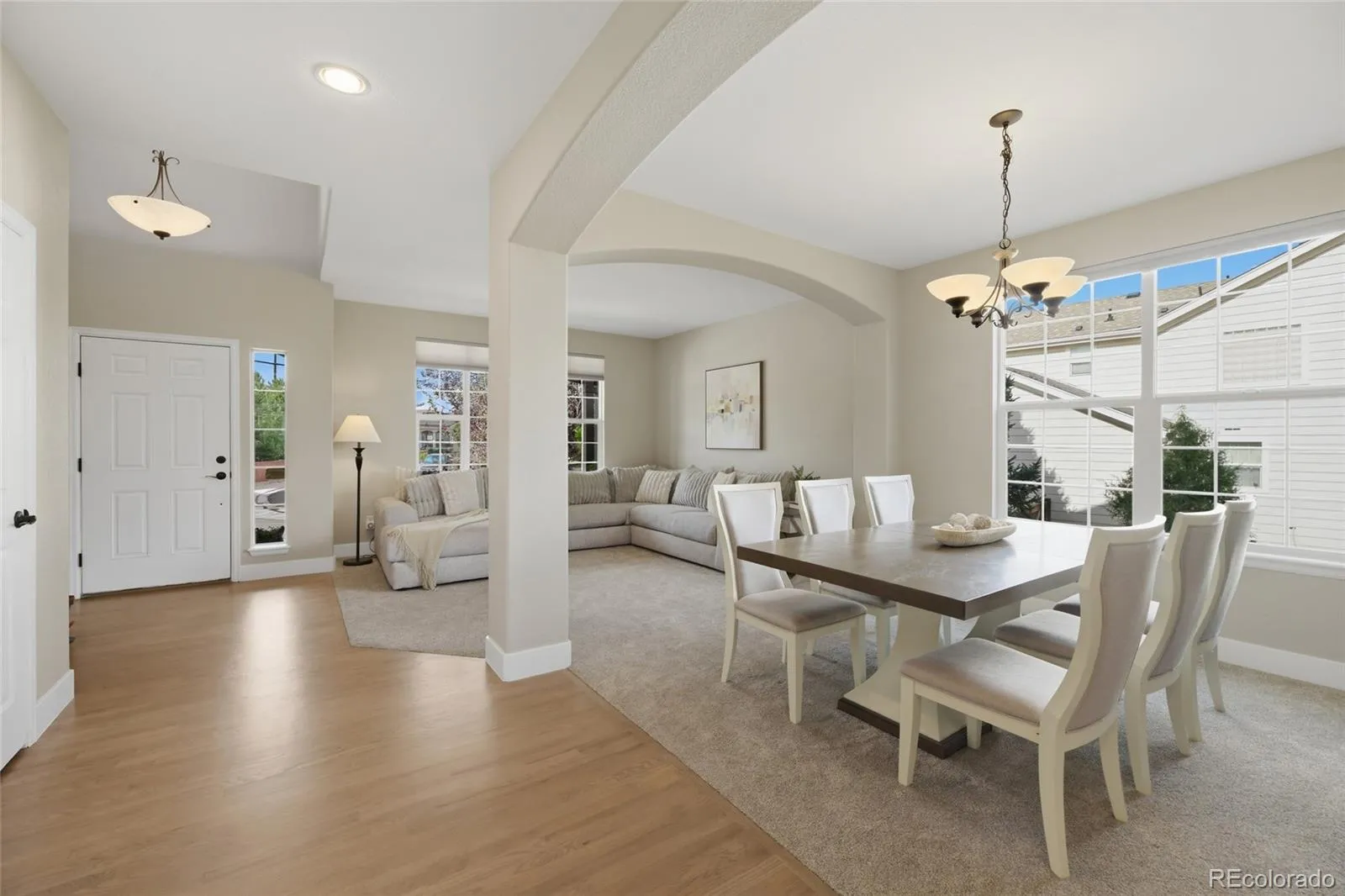 Sapphire Pointe