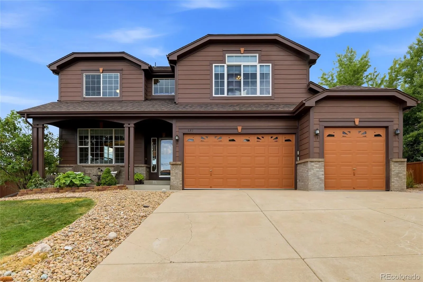 Sapphire Pointe