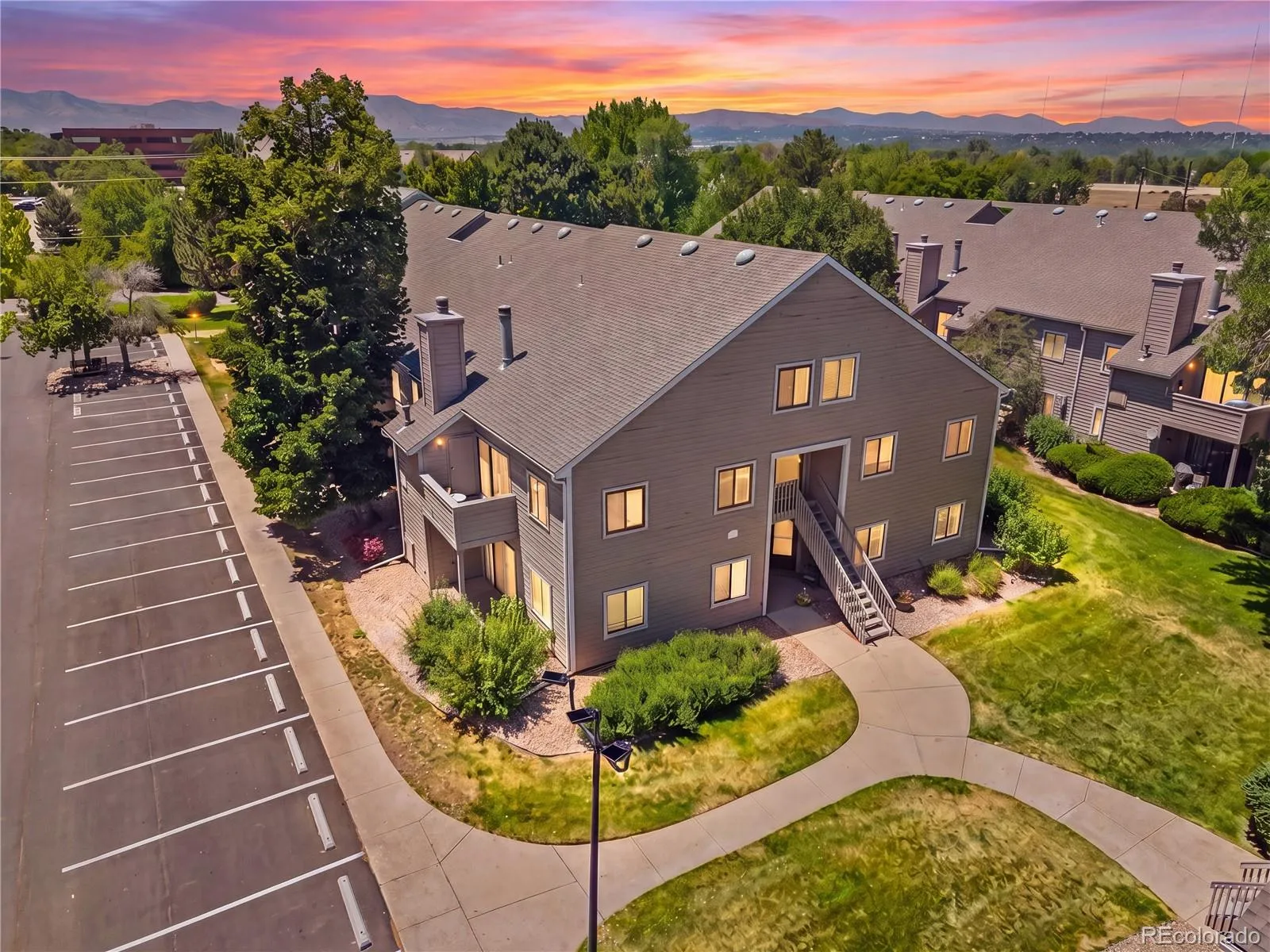 Academy Pointe