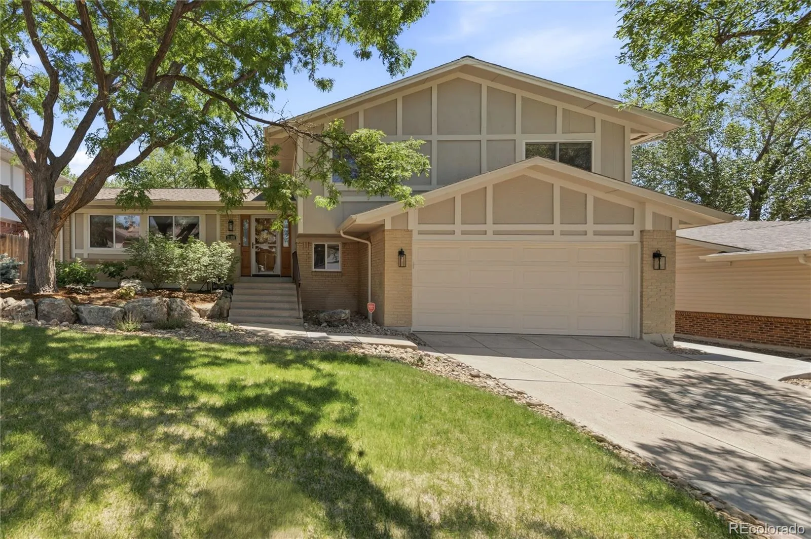 Hutchinsons Green Mountain Village Flg #37