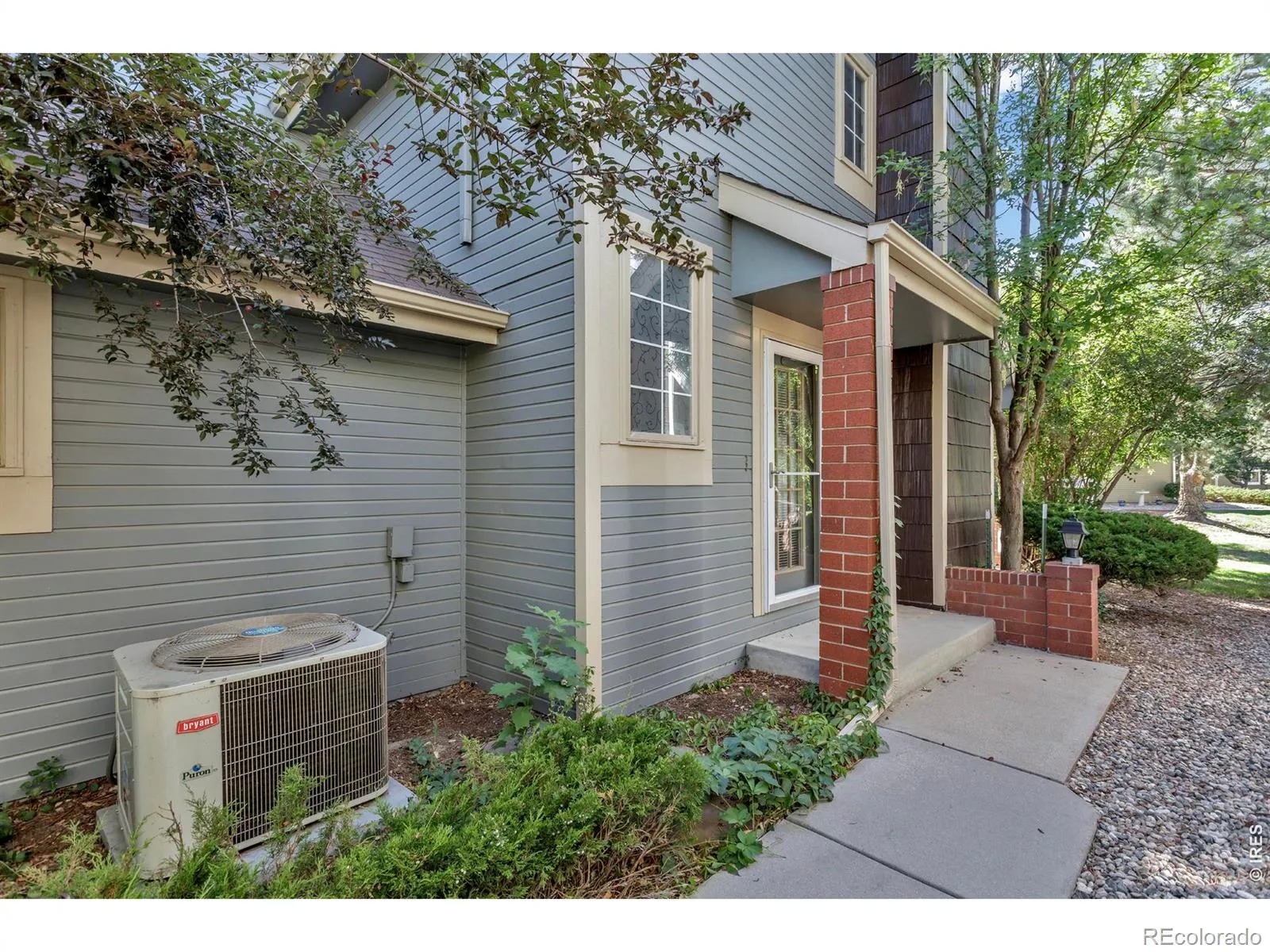 Five Oaks Village At Cunningham Corner Condos