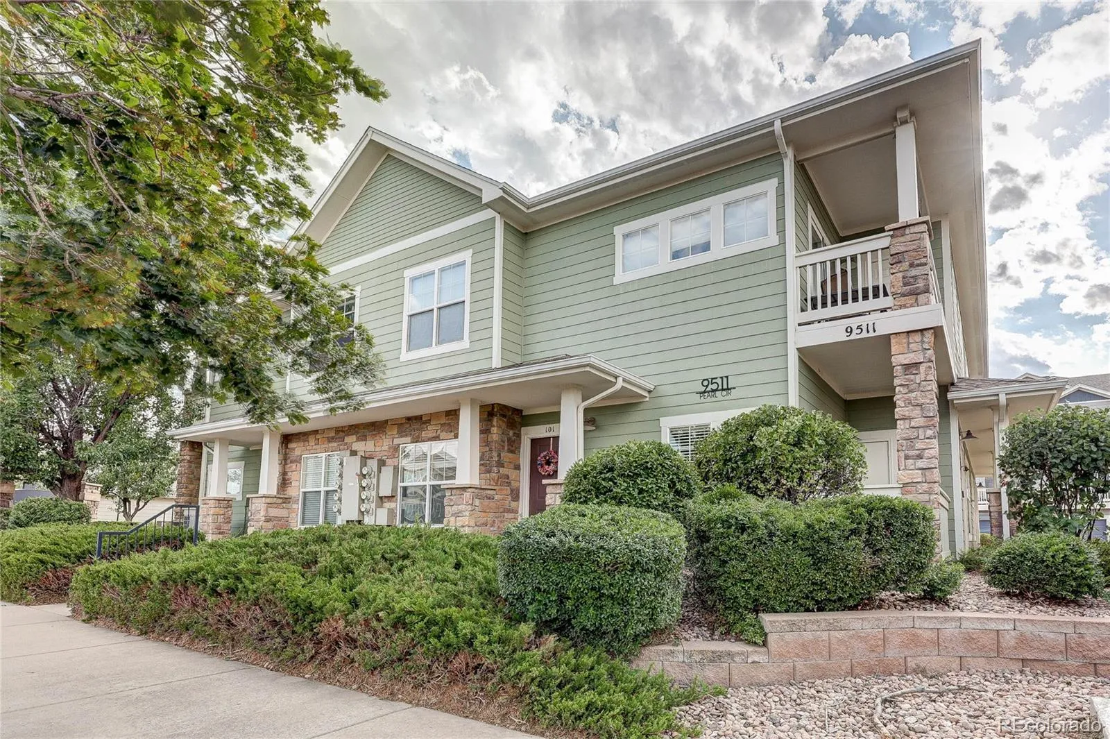 Highlands At Stonegate North Condos