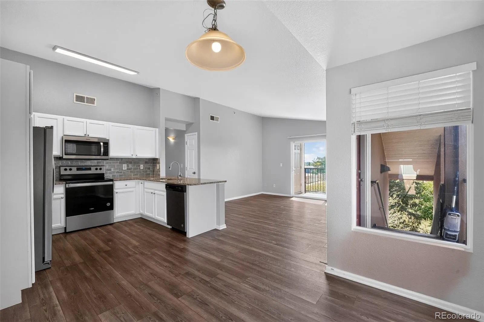 Cottage Grove Condo