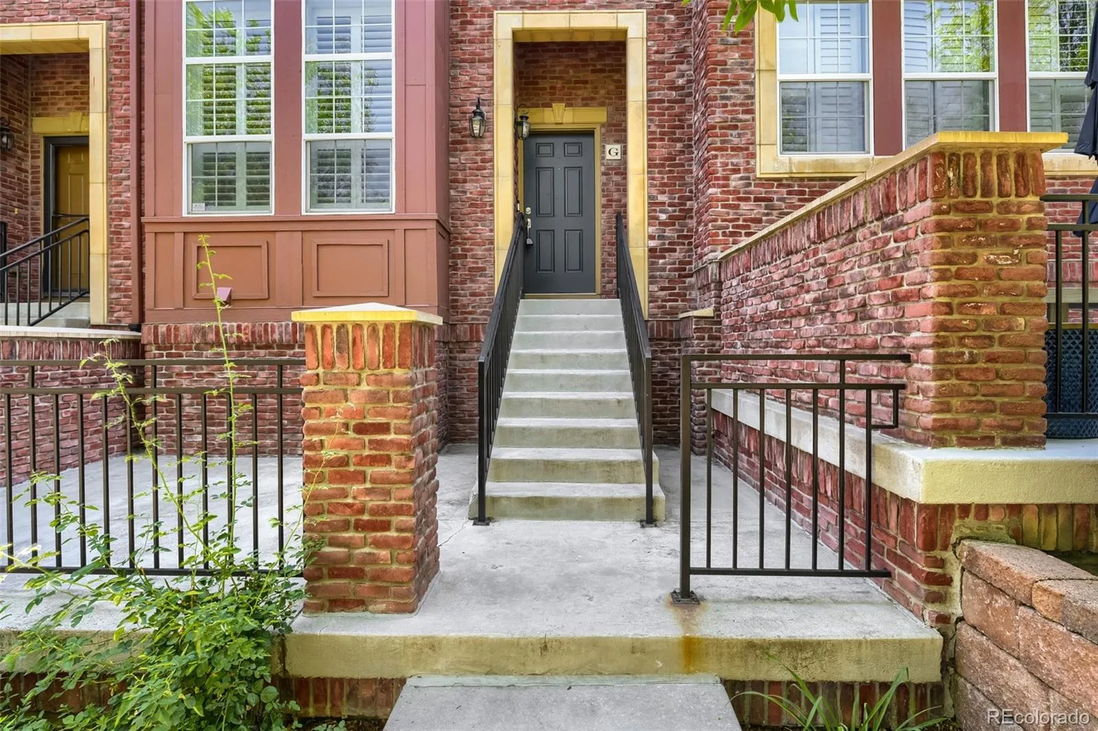 Brownstones at Town Center