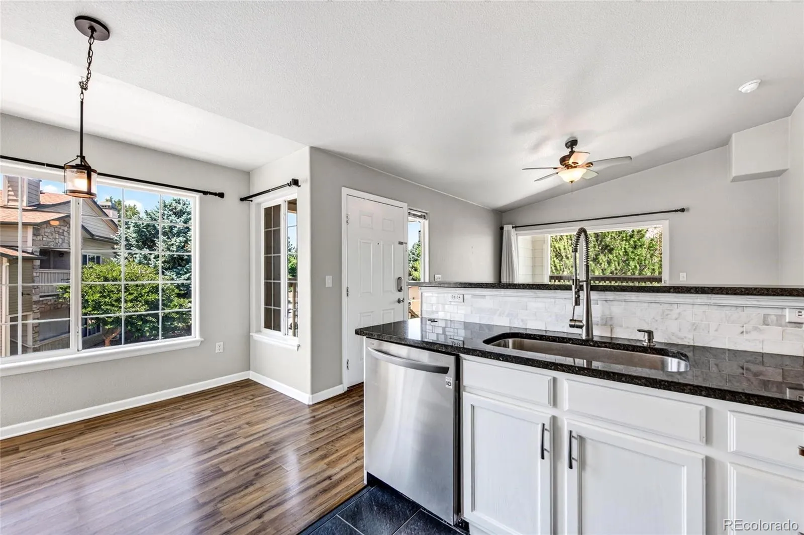 Pinnacle Ranch Condominiums