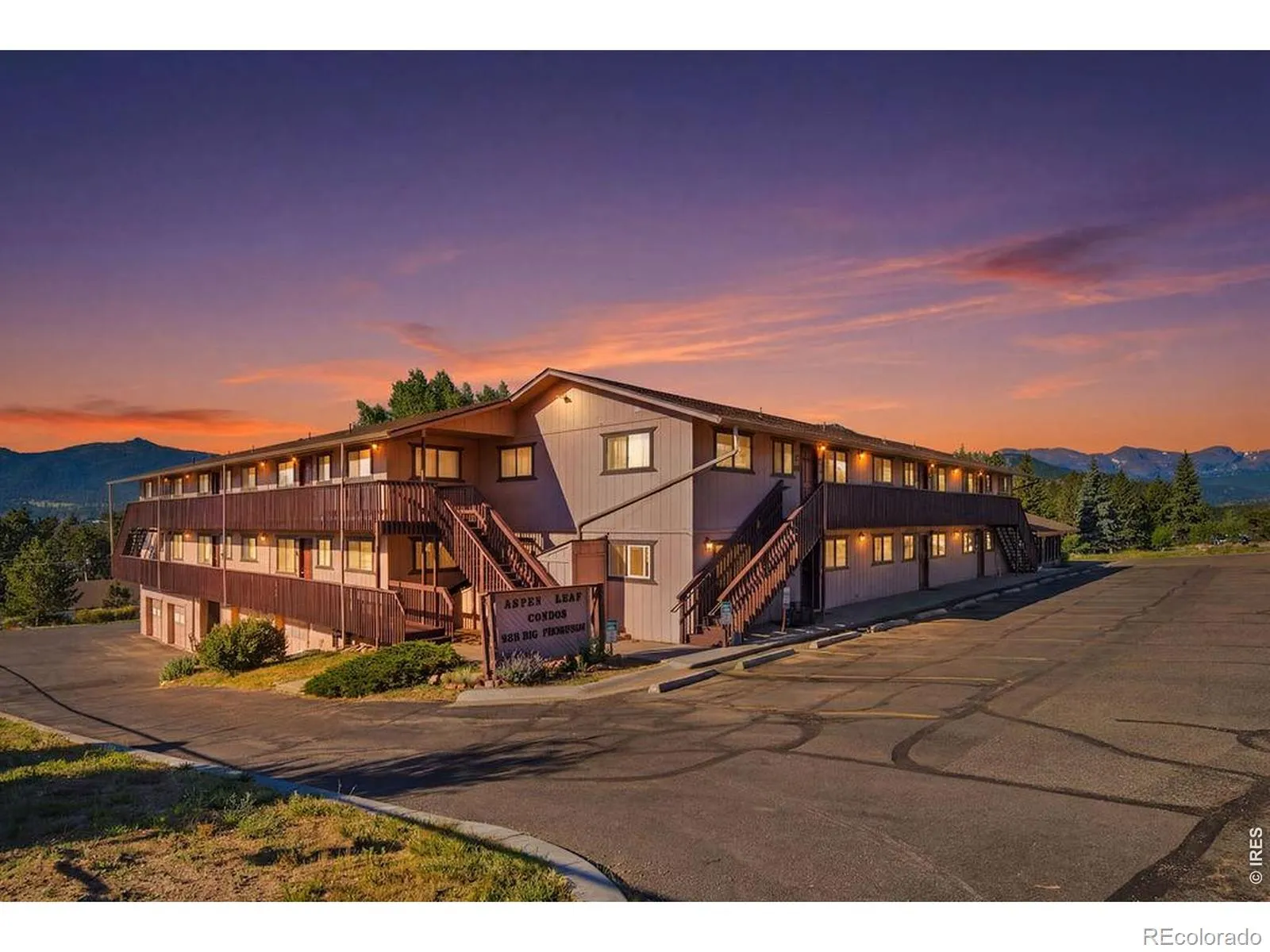 Aspen Leaf Condos