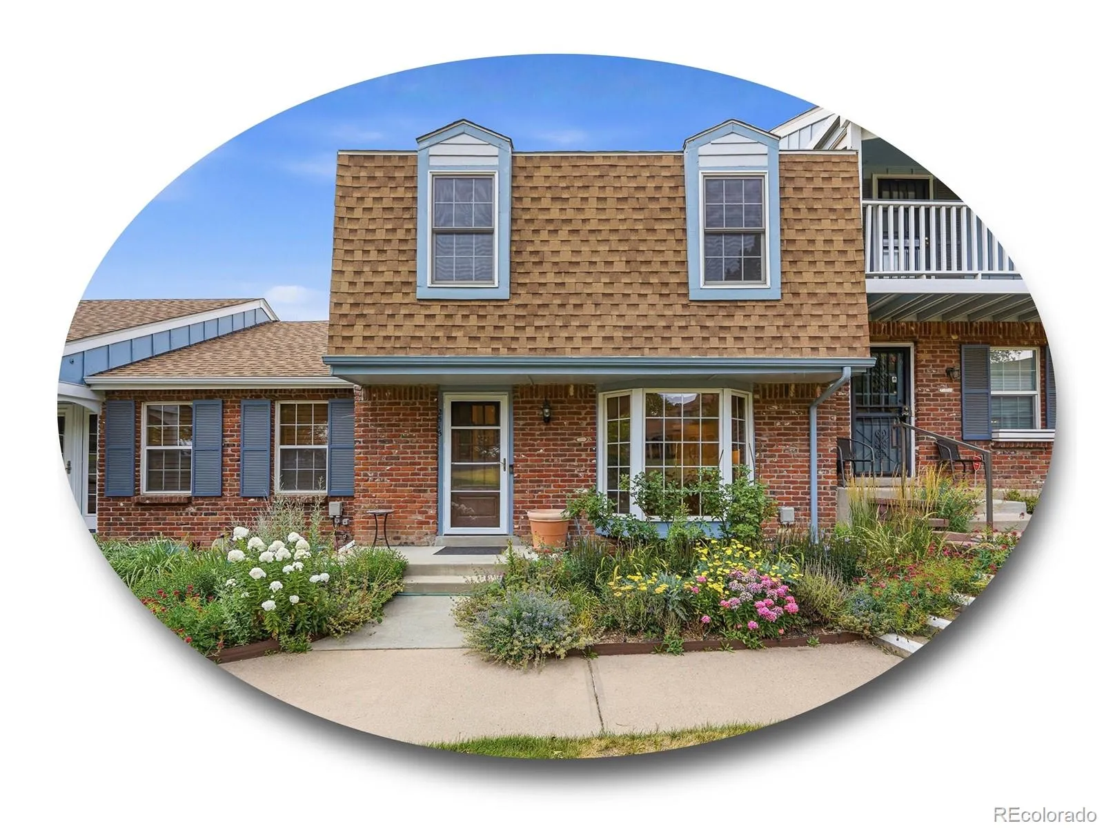 Knolls Village