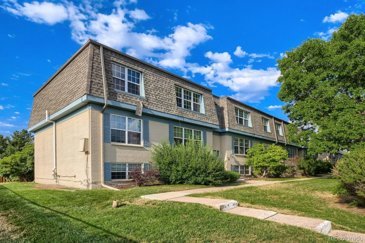 Hampden Court