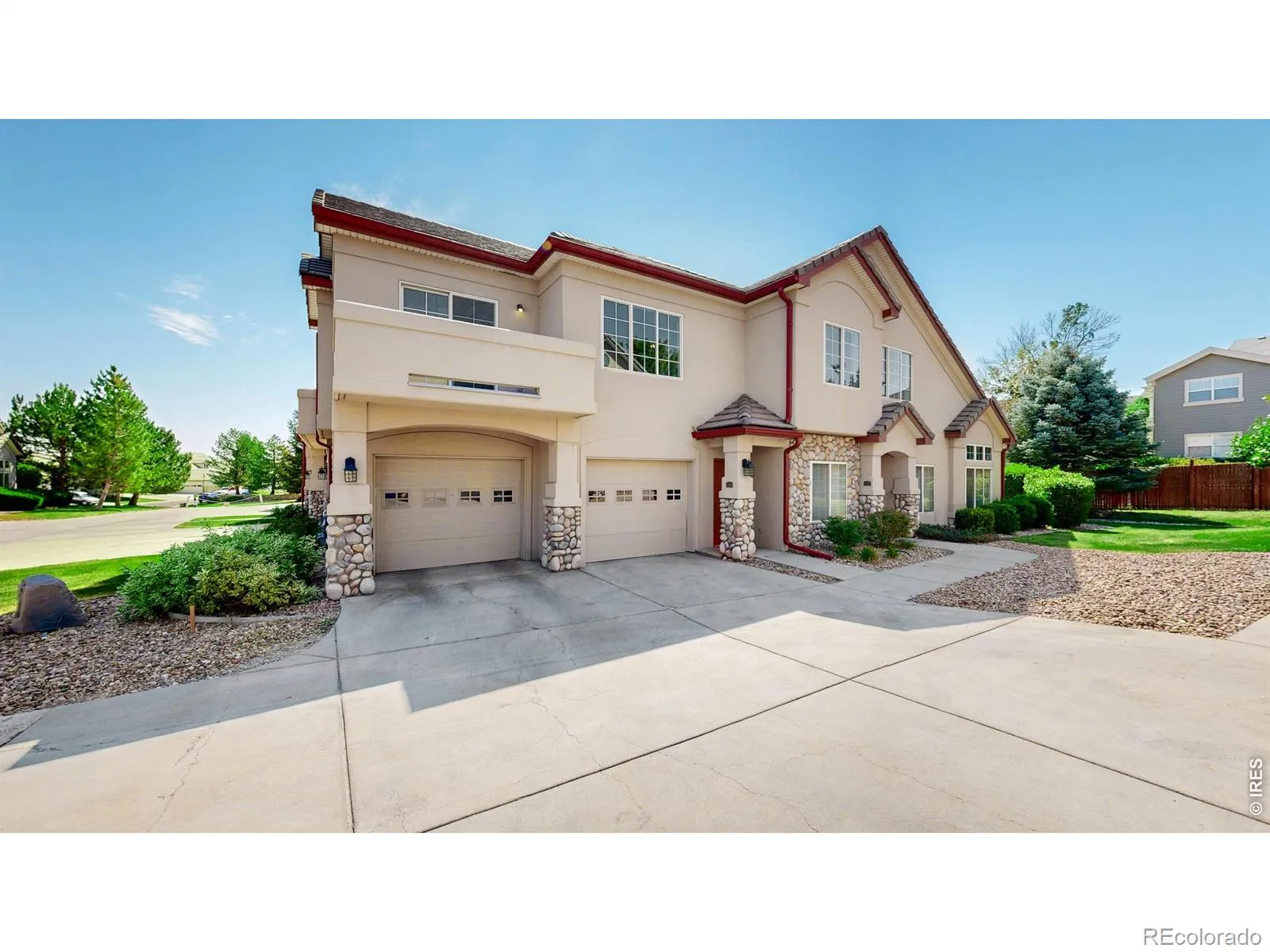 The Flats At Legacy Ridge
