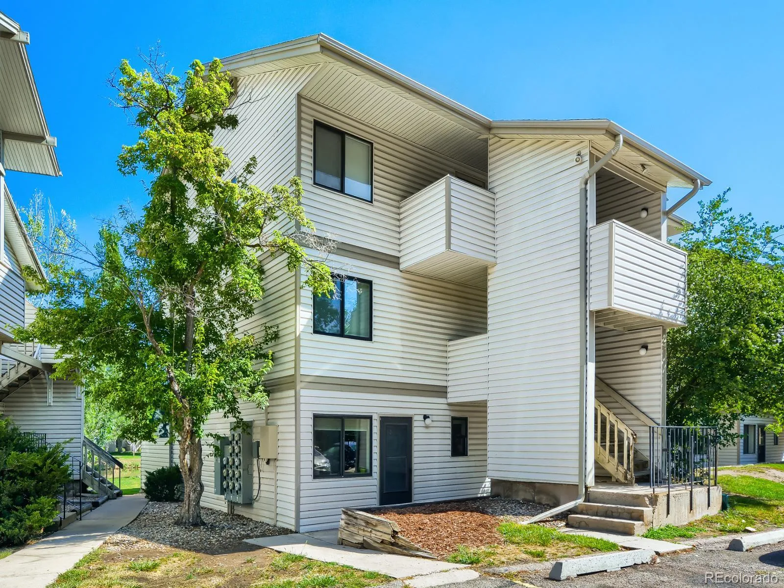 Heatheridge Lakes Condo