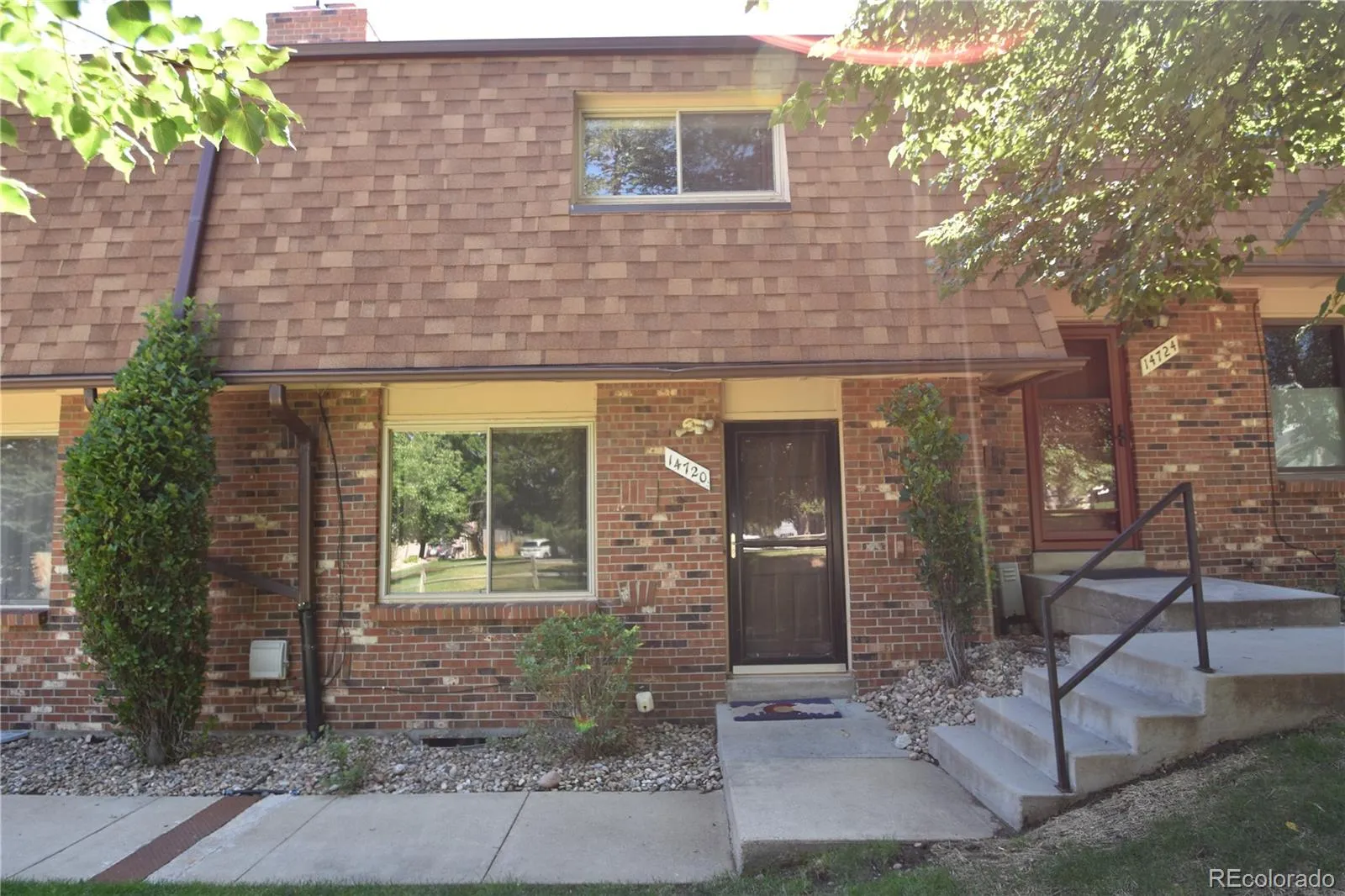 Sixth Avenue West Townhomes