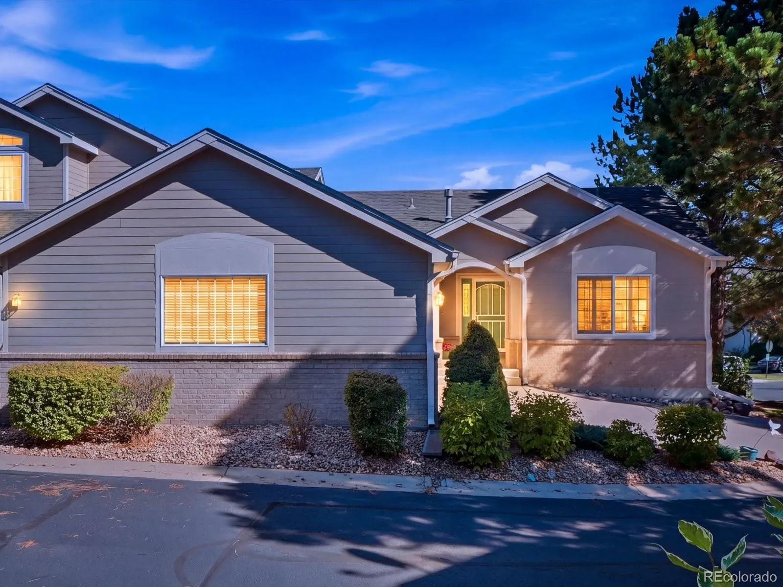 Promontory Pointe