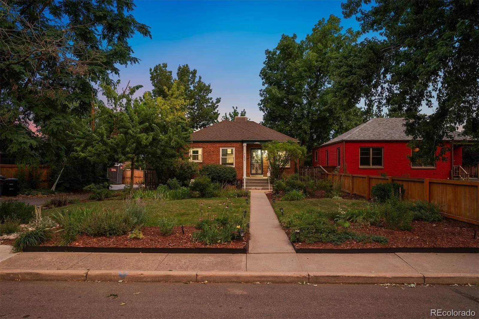 Eckhart Place