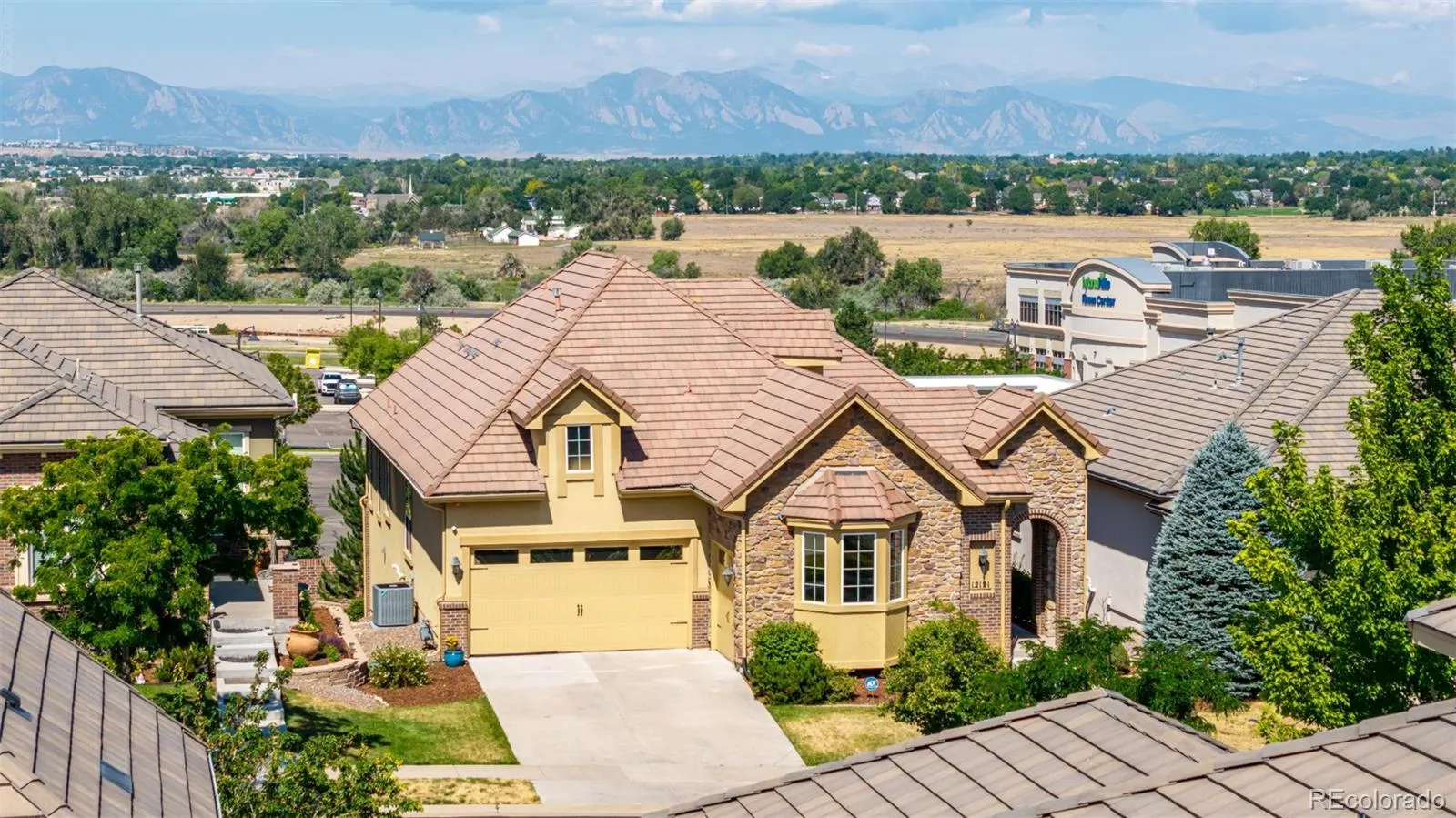 Country Club Highlands