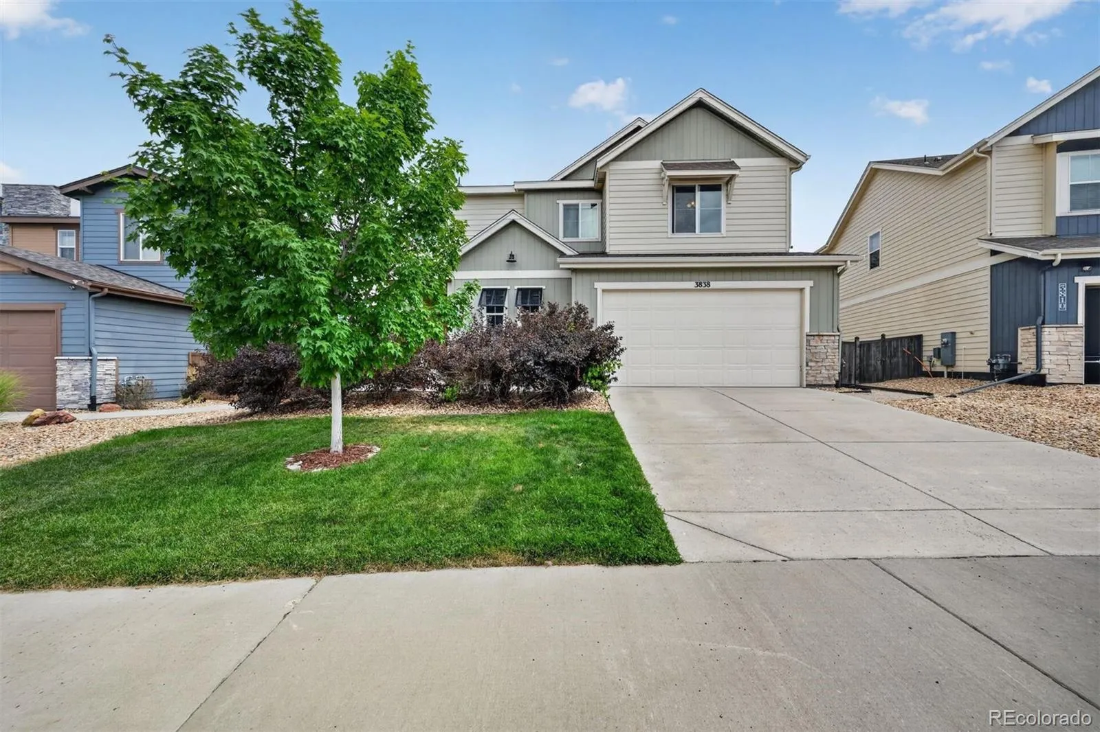Castle Oaks Estates