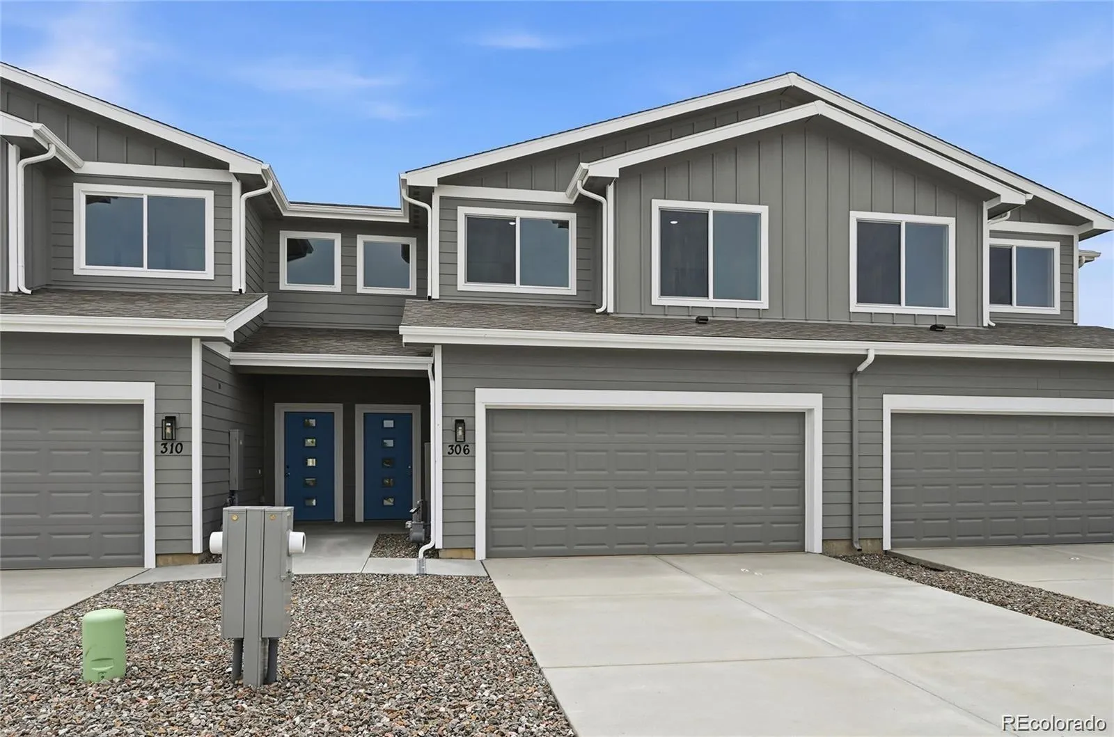 Bennett Avenue Townhomes