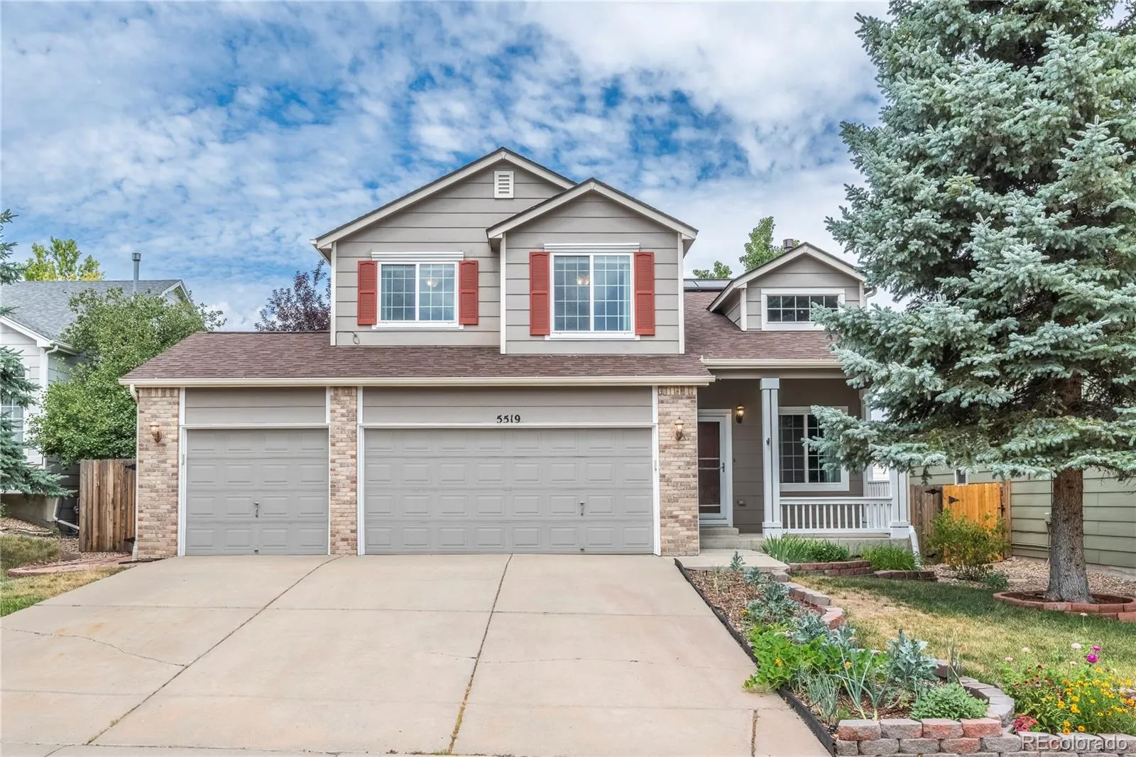 Saddle Rock Ridge