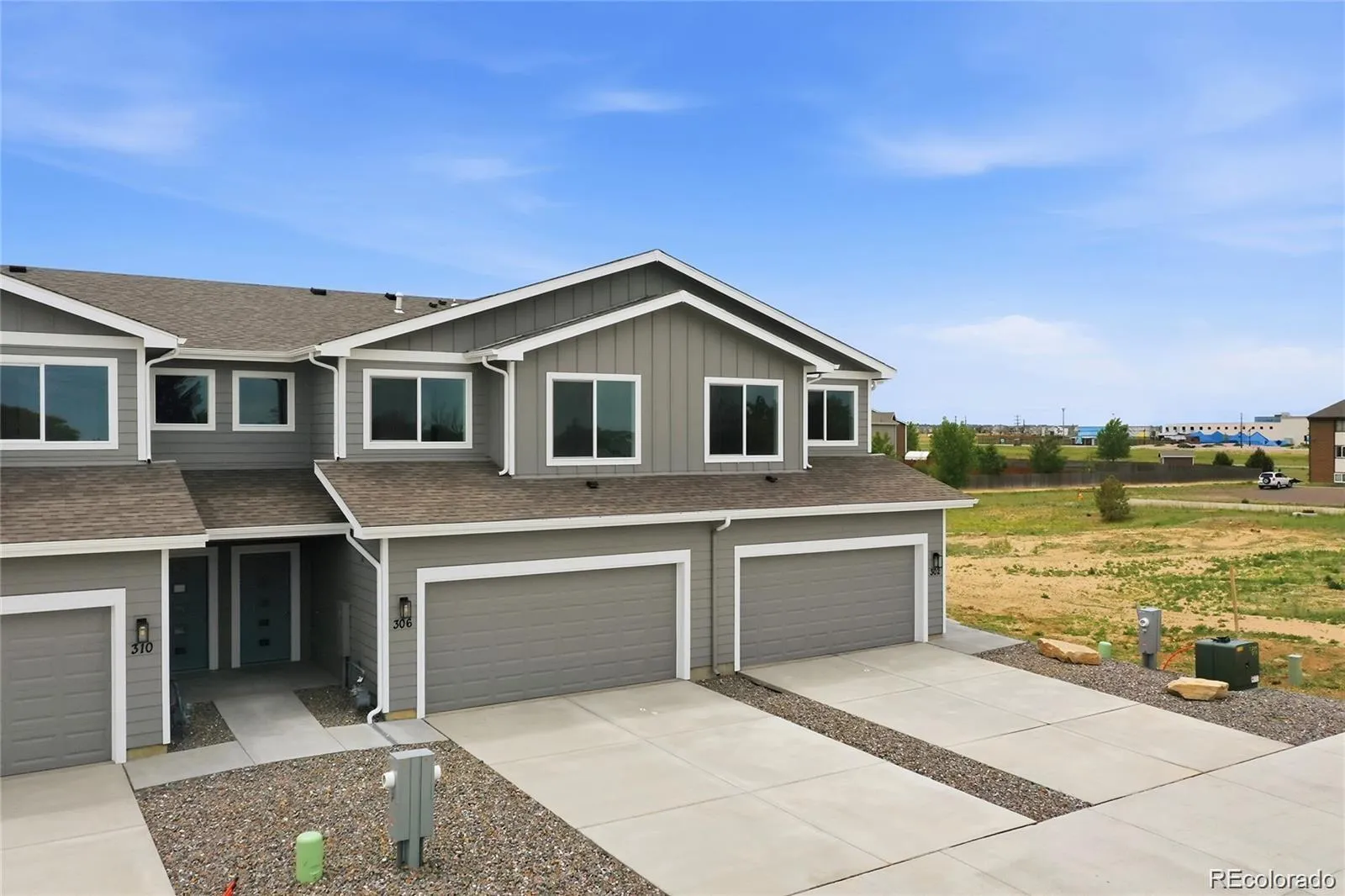 Bennett Avenue Townhomes