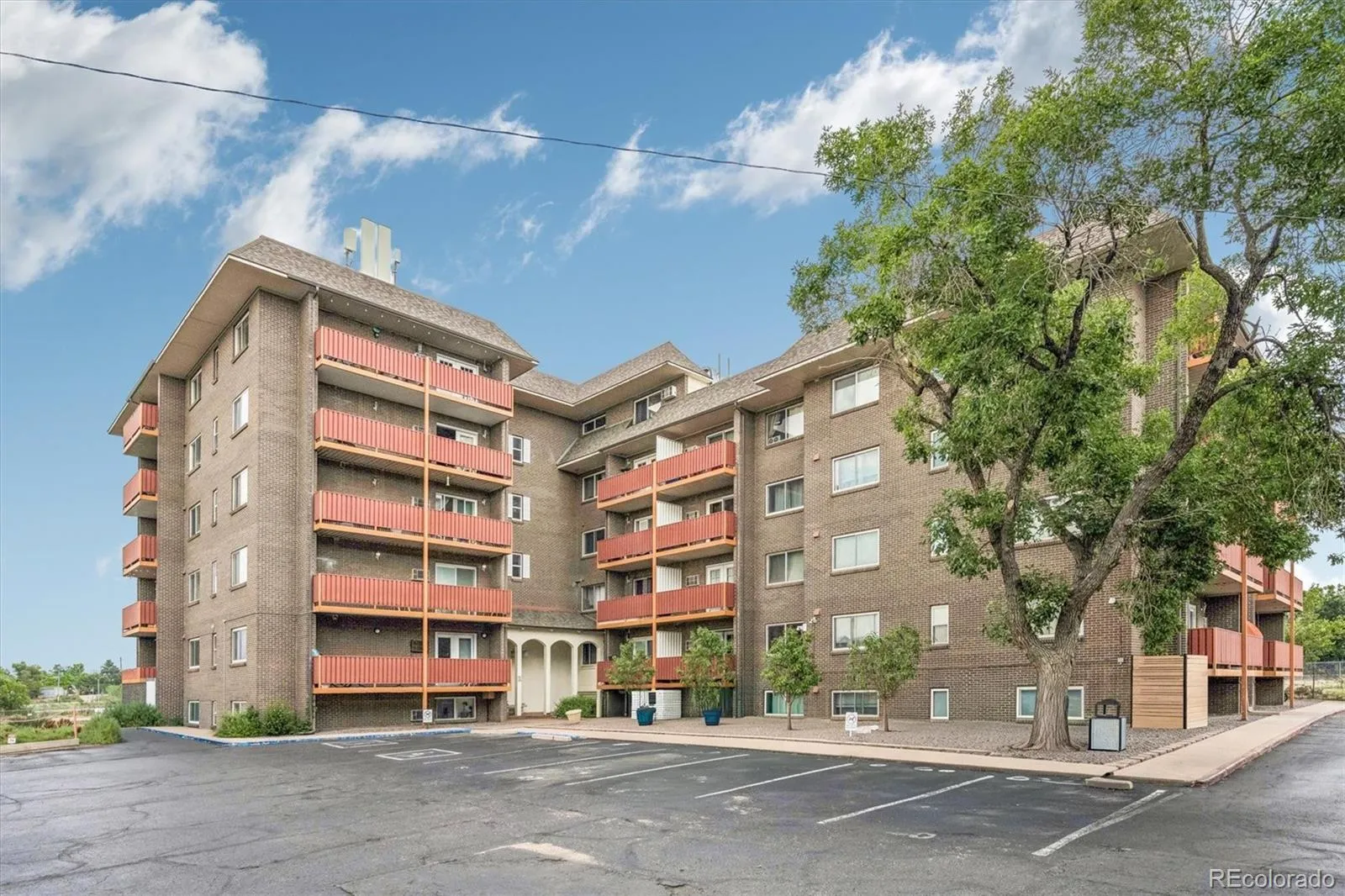 Lake Park Condo
