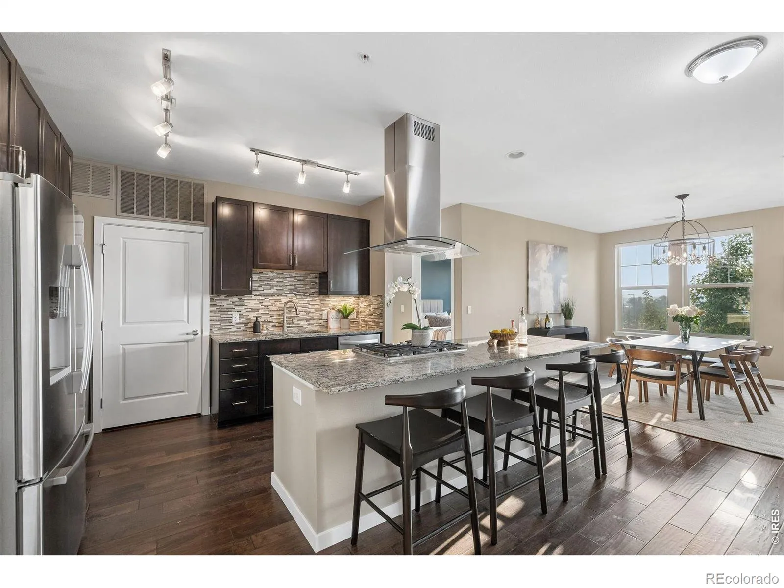 East Village Flats At Vantage Pointe Condo