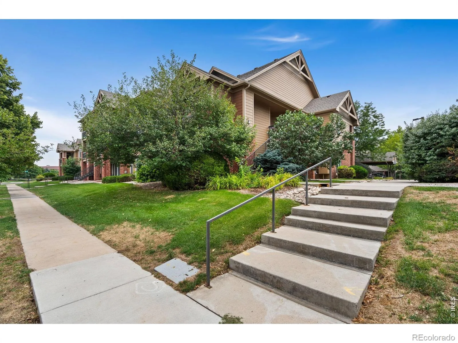 Sidehill Condos