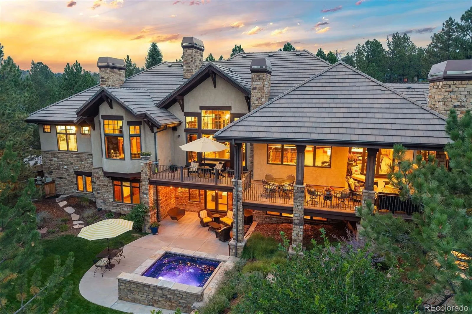 Castle Pines Village