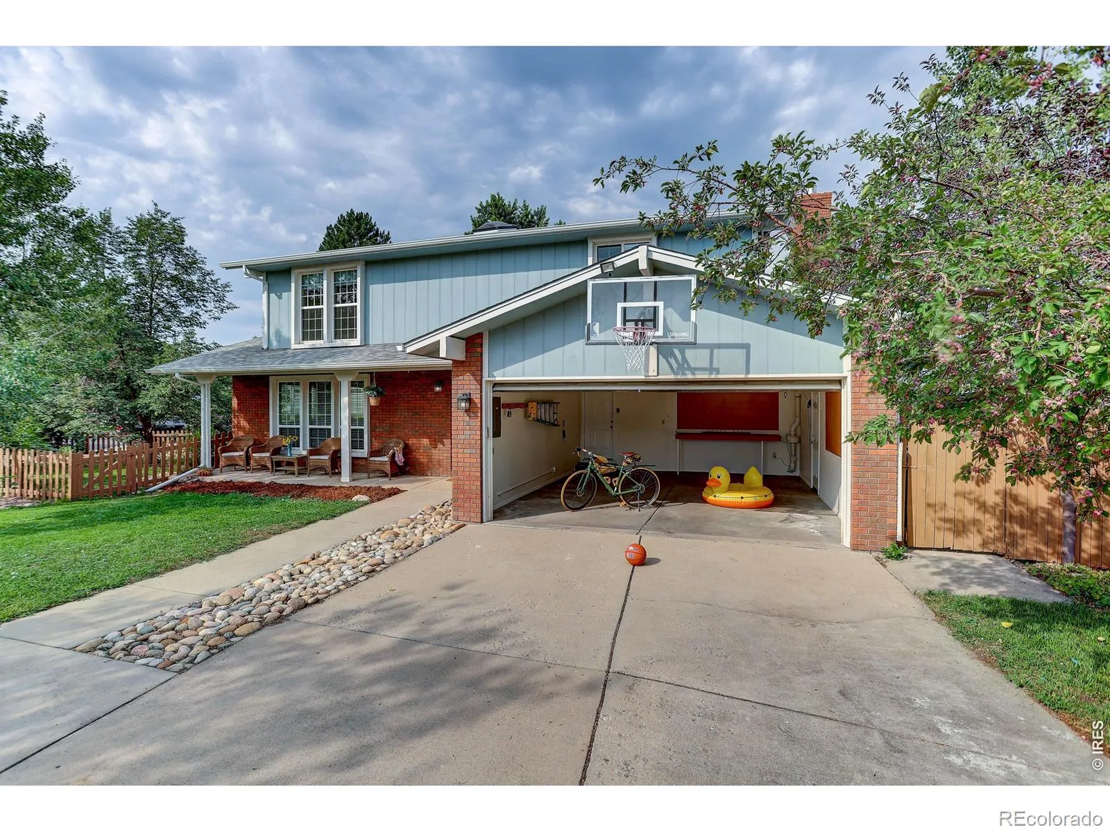 Longmont Estates 8